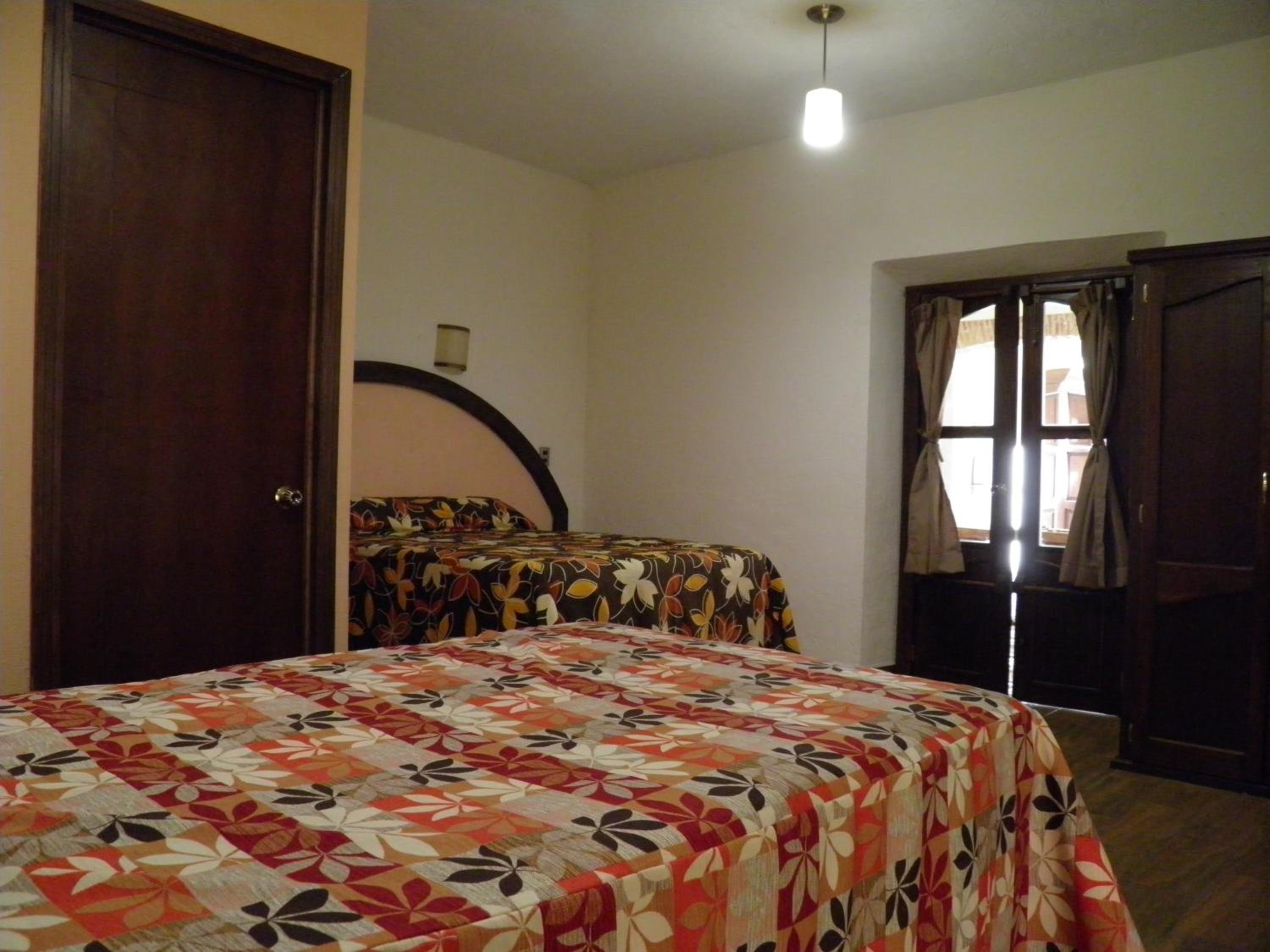 Triple Room - Photo 8