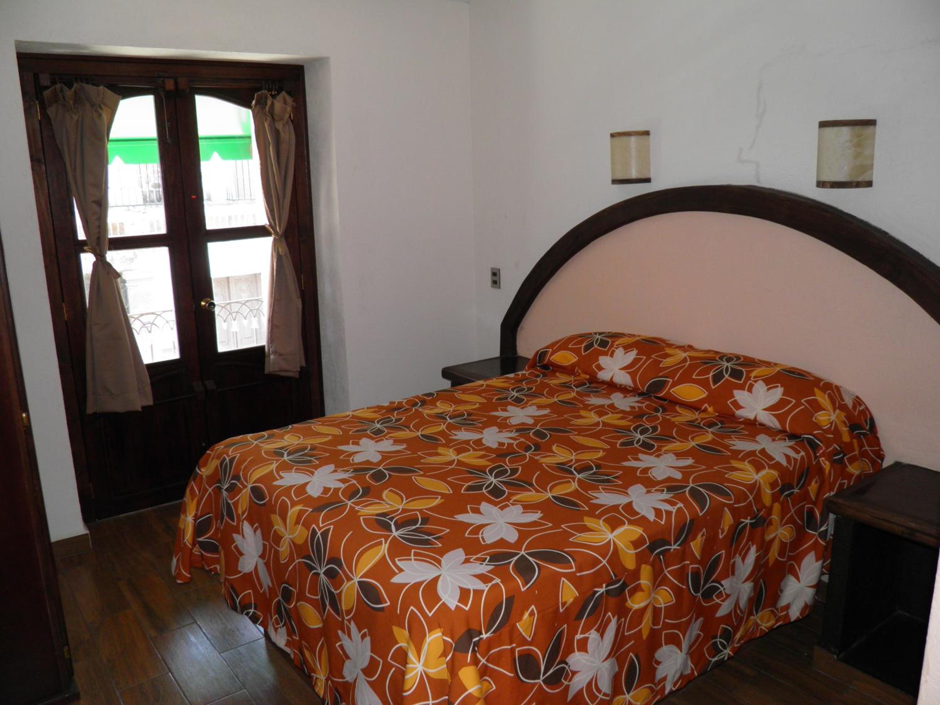 Double Room - Photo 2