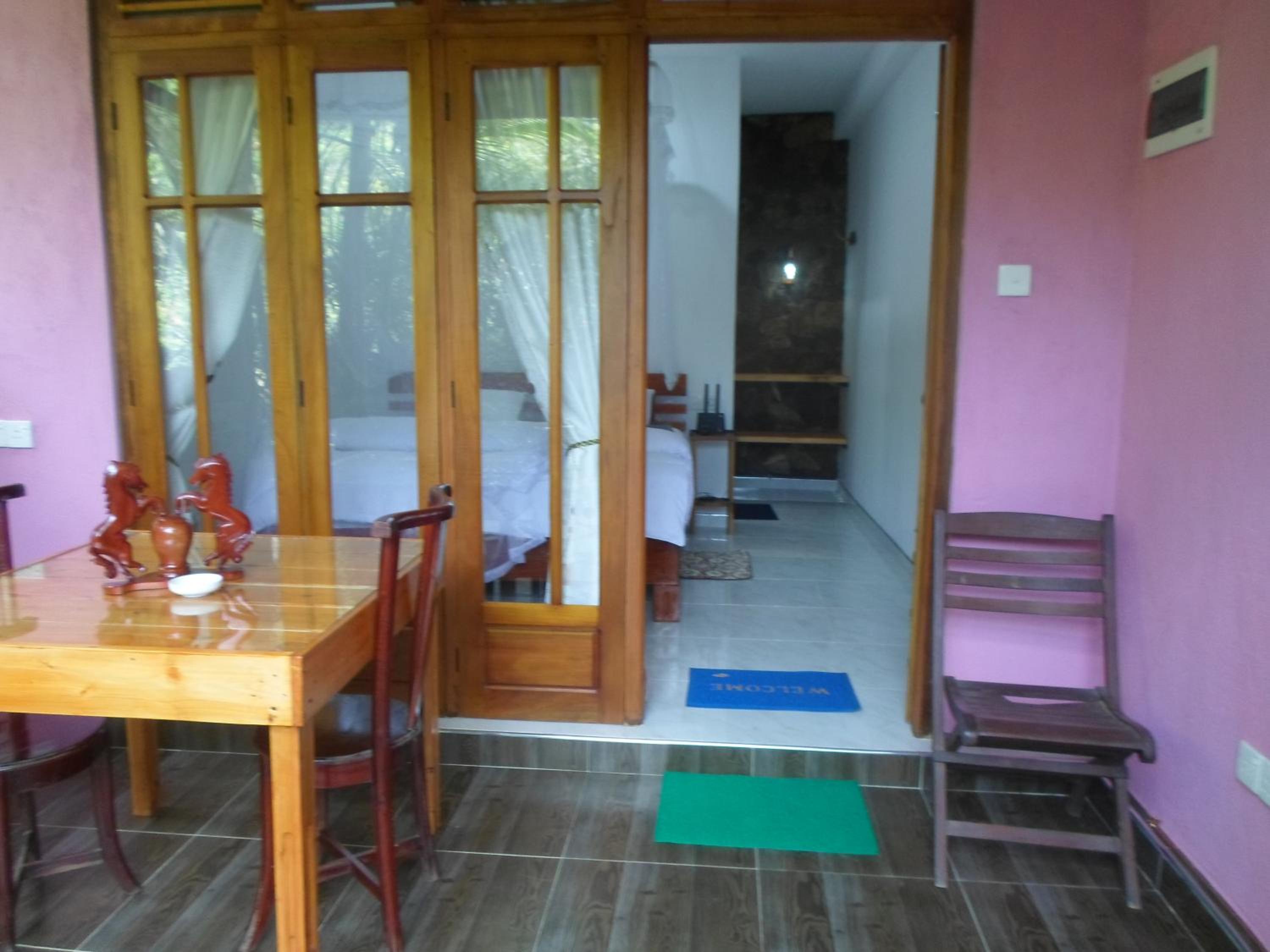 Deluxe Double Room with Balcony photo 1