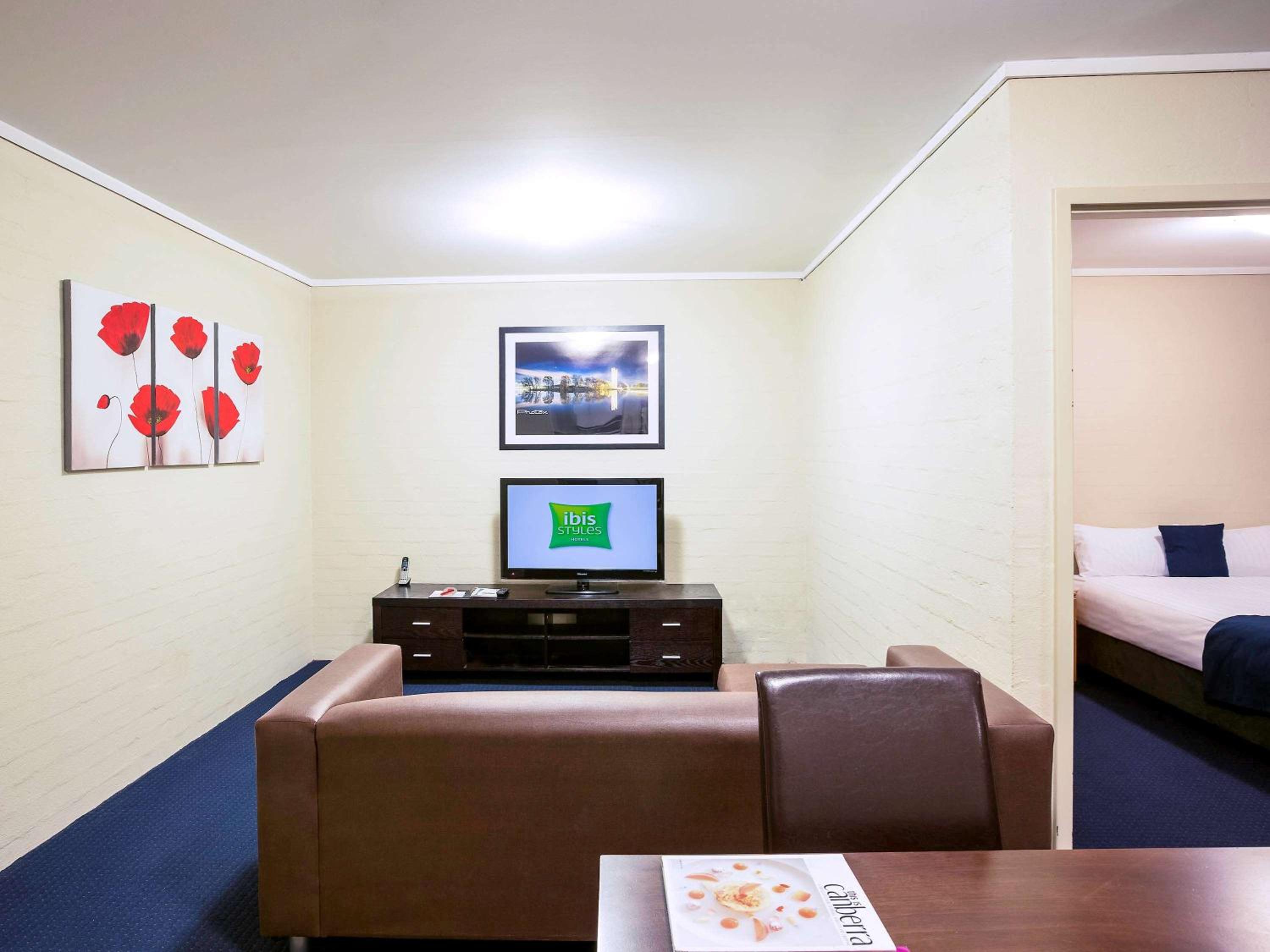 Two-Bedroom Apartment - Photo 9