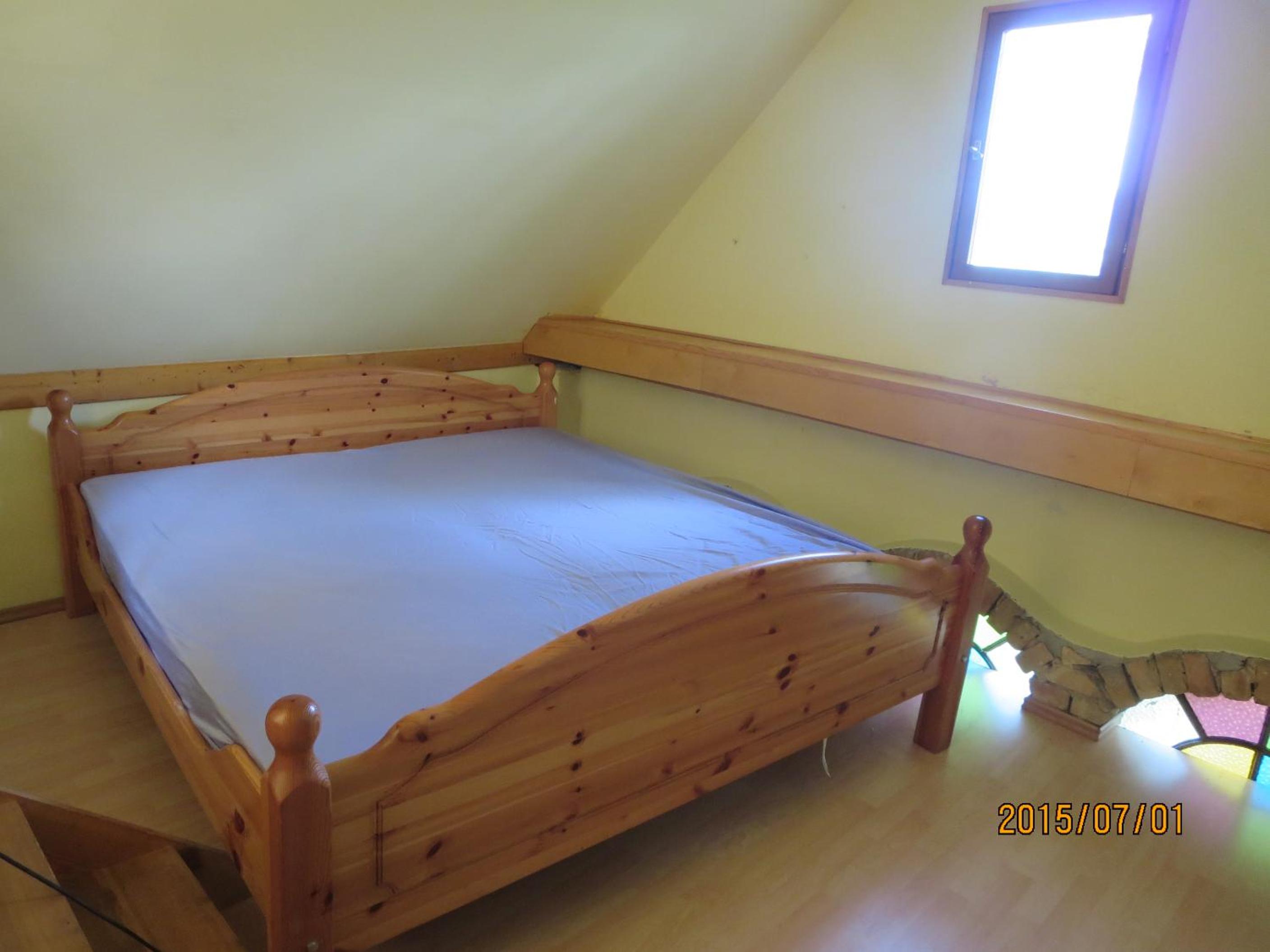 Family Room with Mountain View - Photo 2