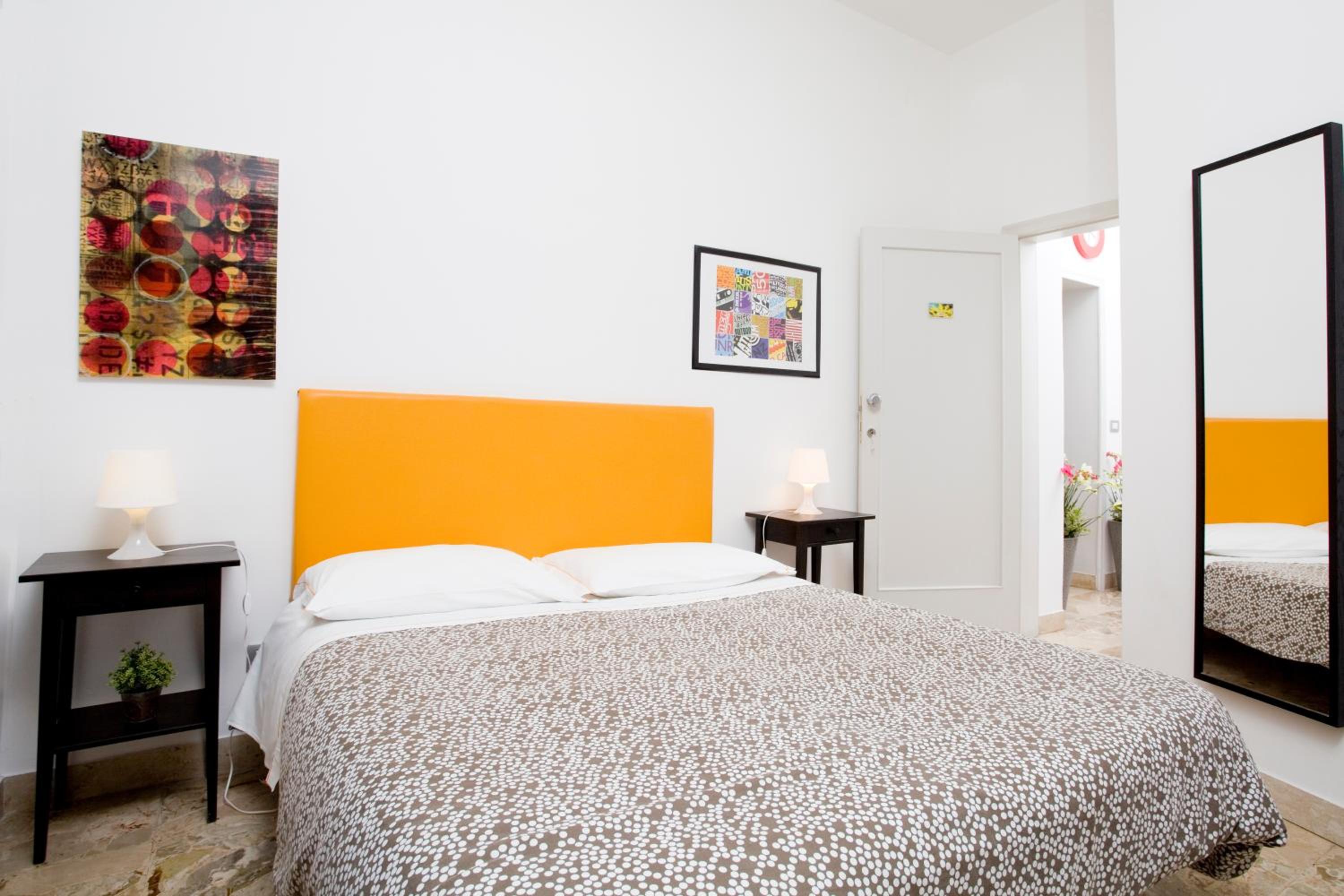 Double Room - Photo 19