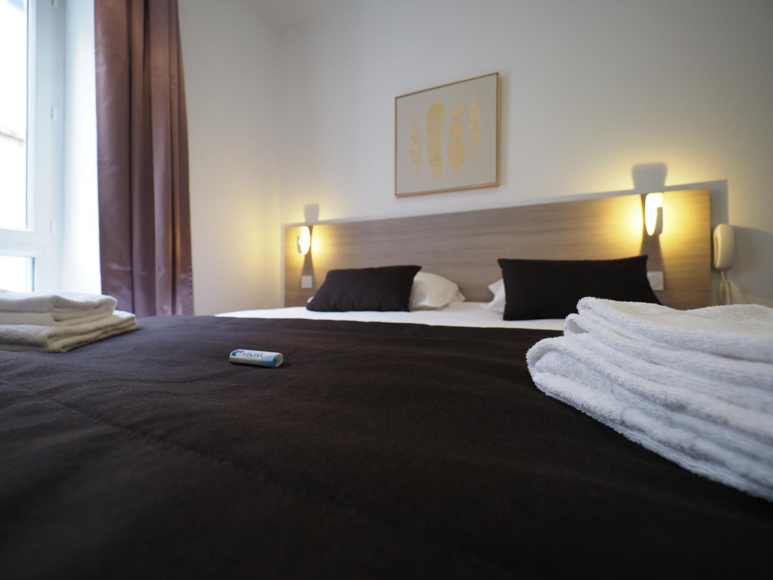 Triple Room - Photo 12