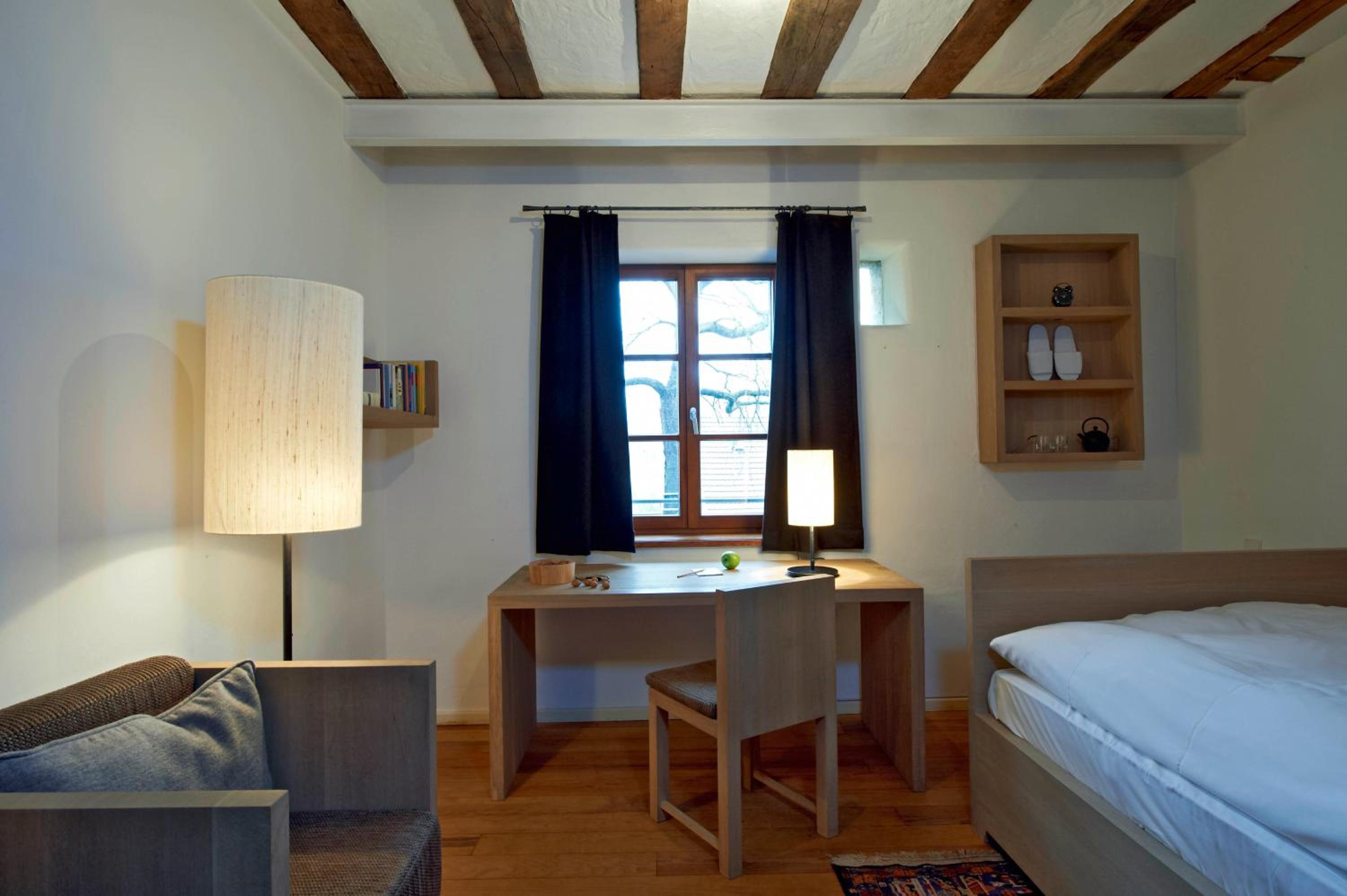 Single Room photo 2