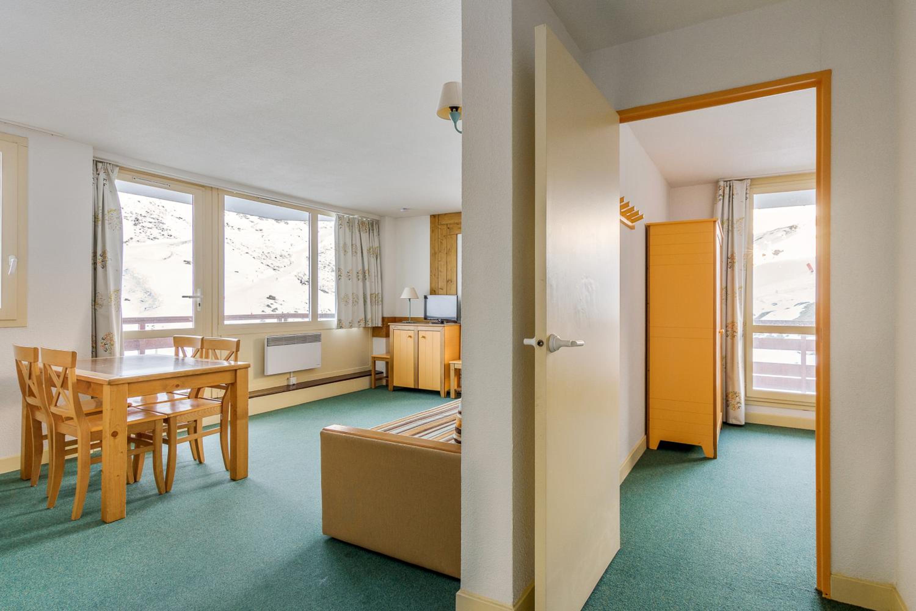 Comfort One-Bedroom Apartment (4 People) photo 3