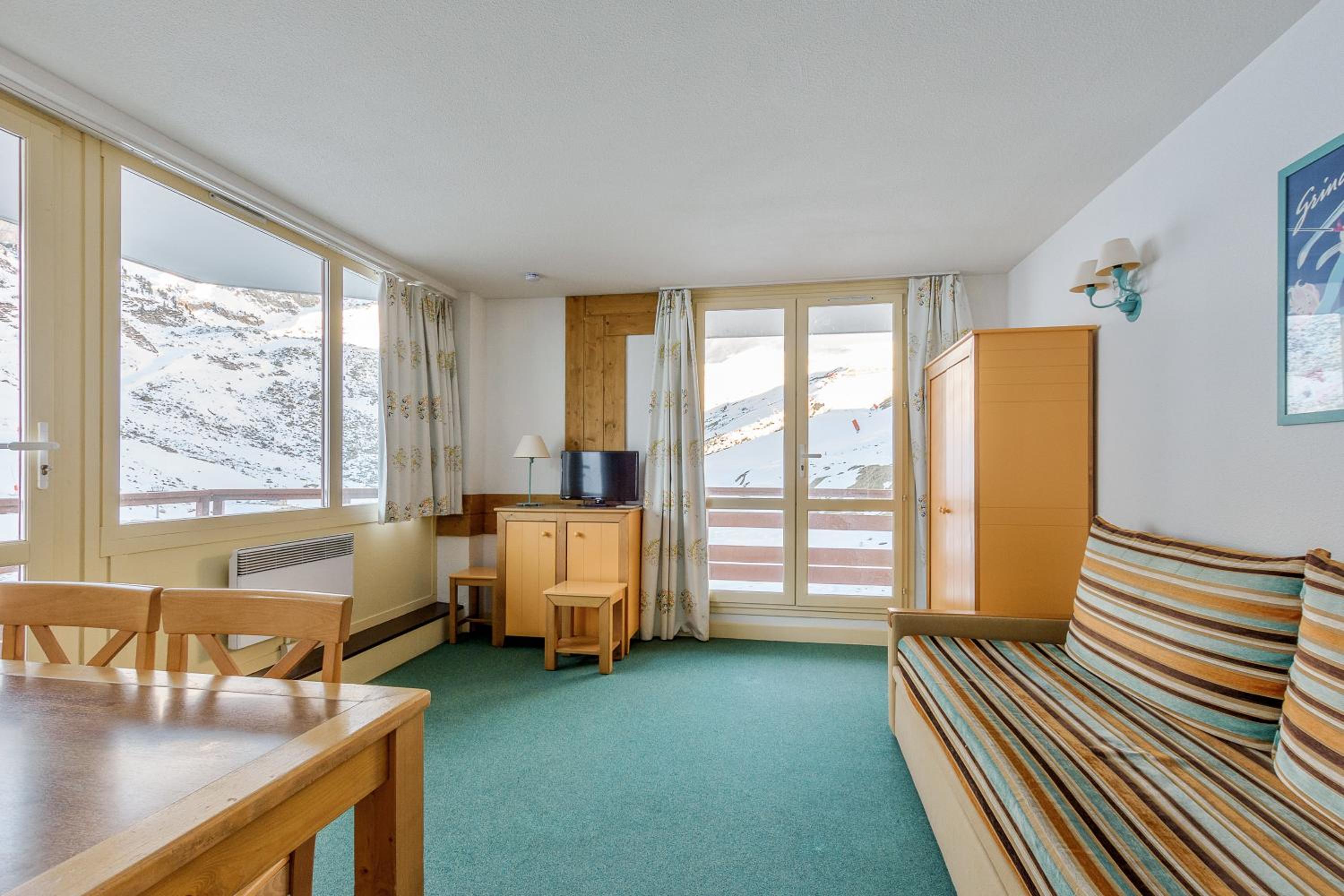 Comfort One-Bedroom Apartment (4 People) photo 2