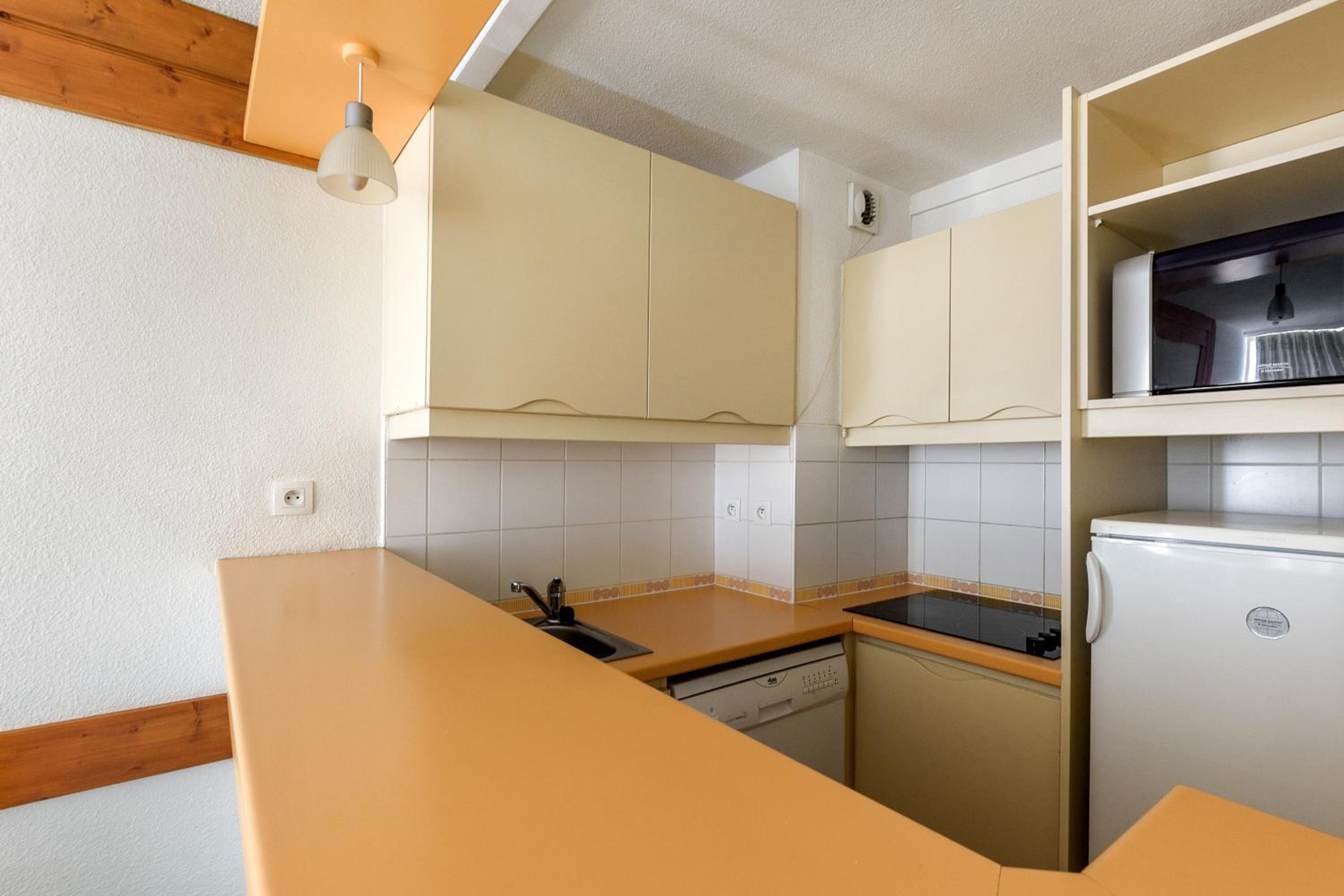 Select One-Bedroom Apartment (6 People) photo 3