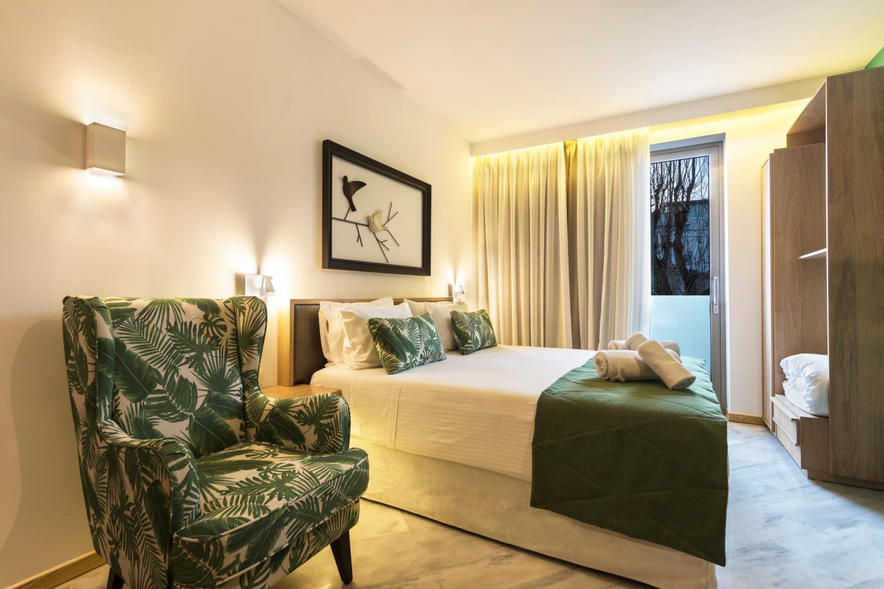 Petite Twin/Double Room (Ground floor)