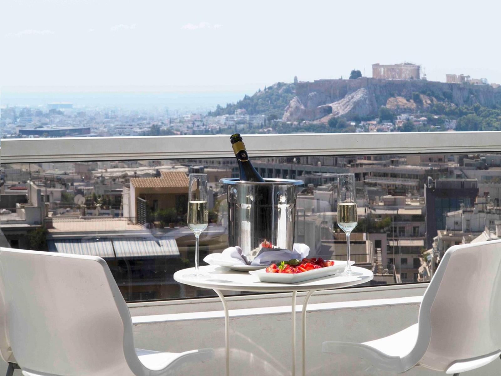 Premium Room with Private Balcony & Panoramic Acropolis View photo 2