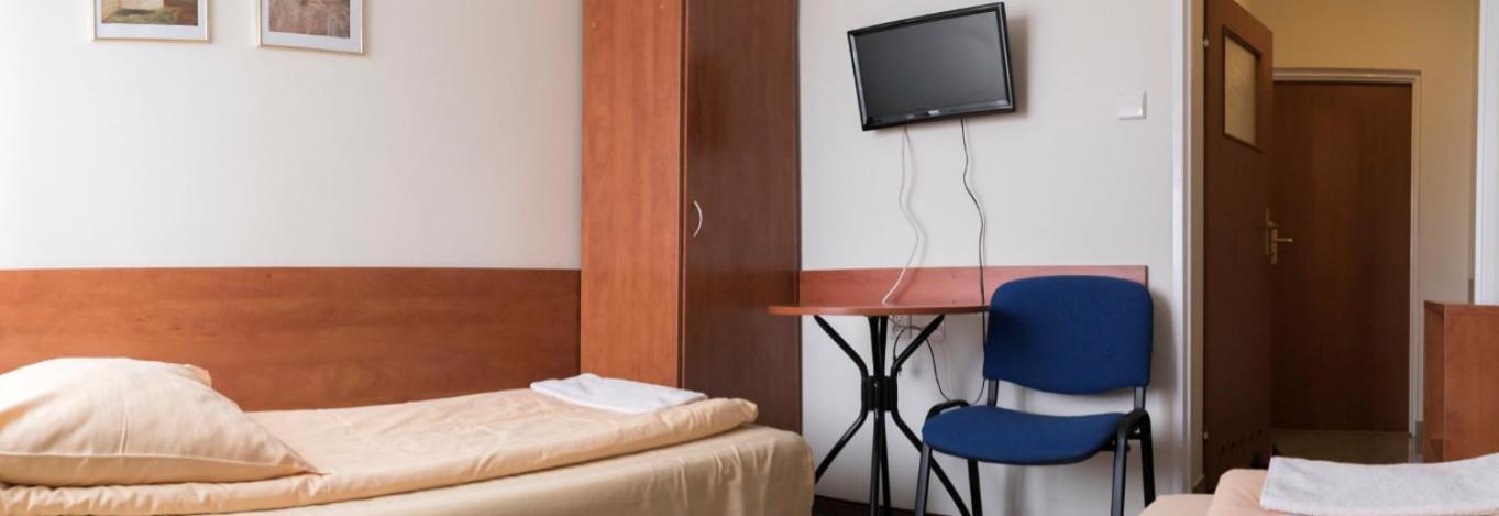 Twin Room - Photo 8