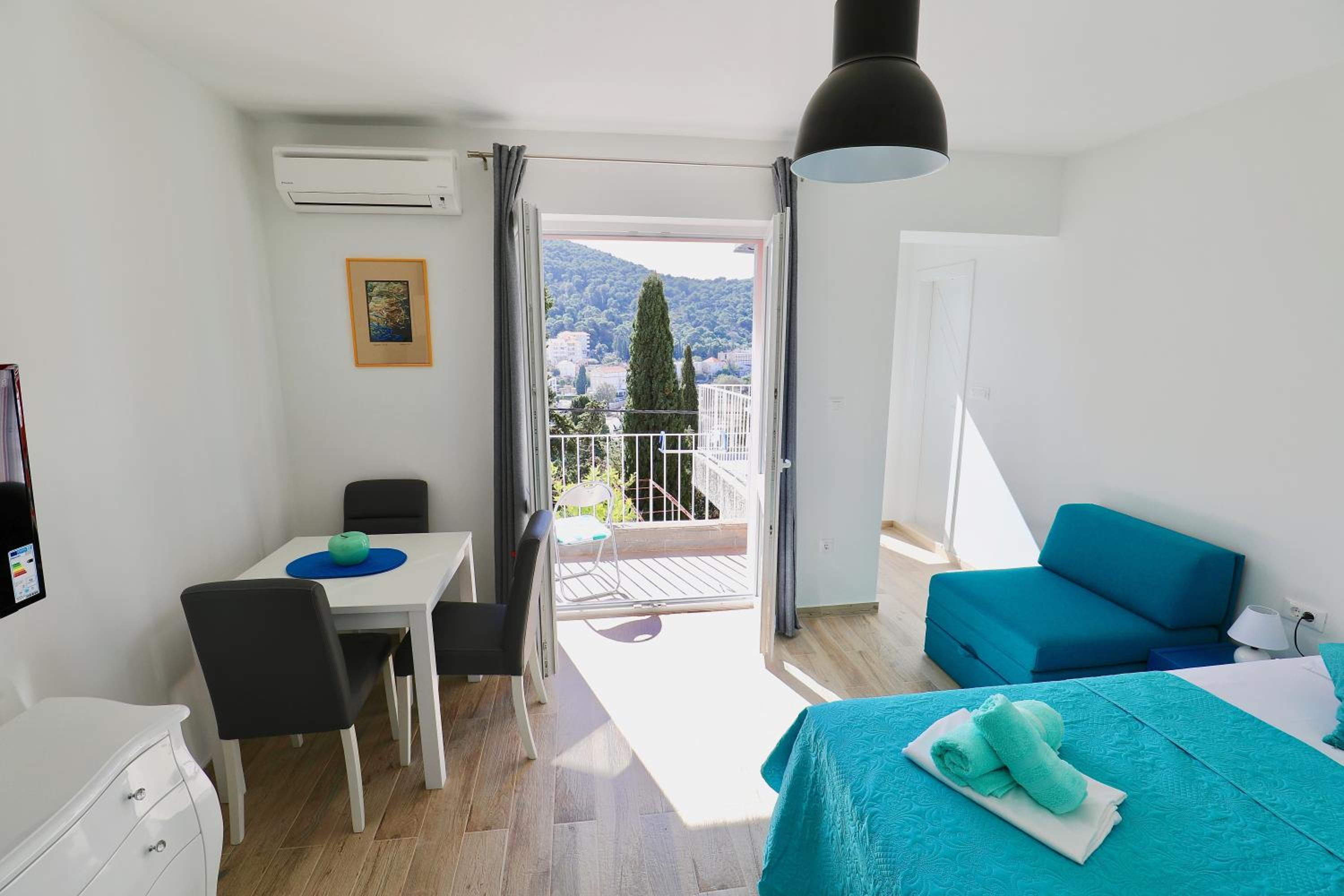 Apartment with Sea View