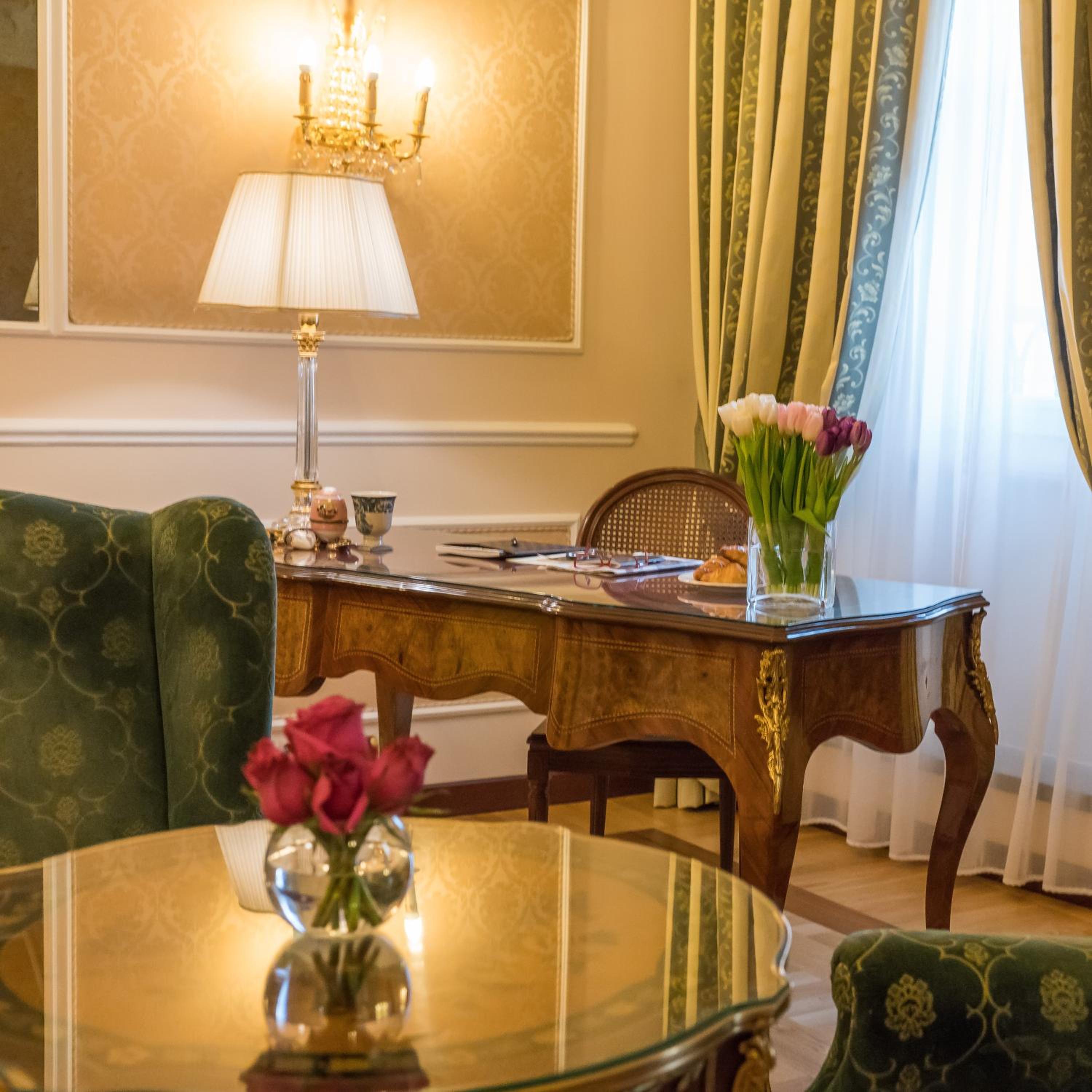 Junior Suite thumbnail 6