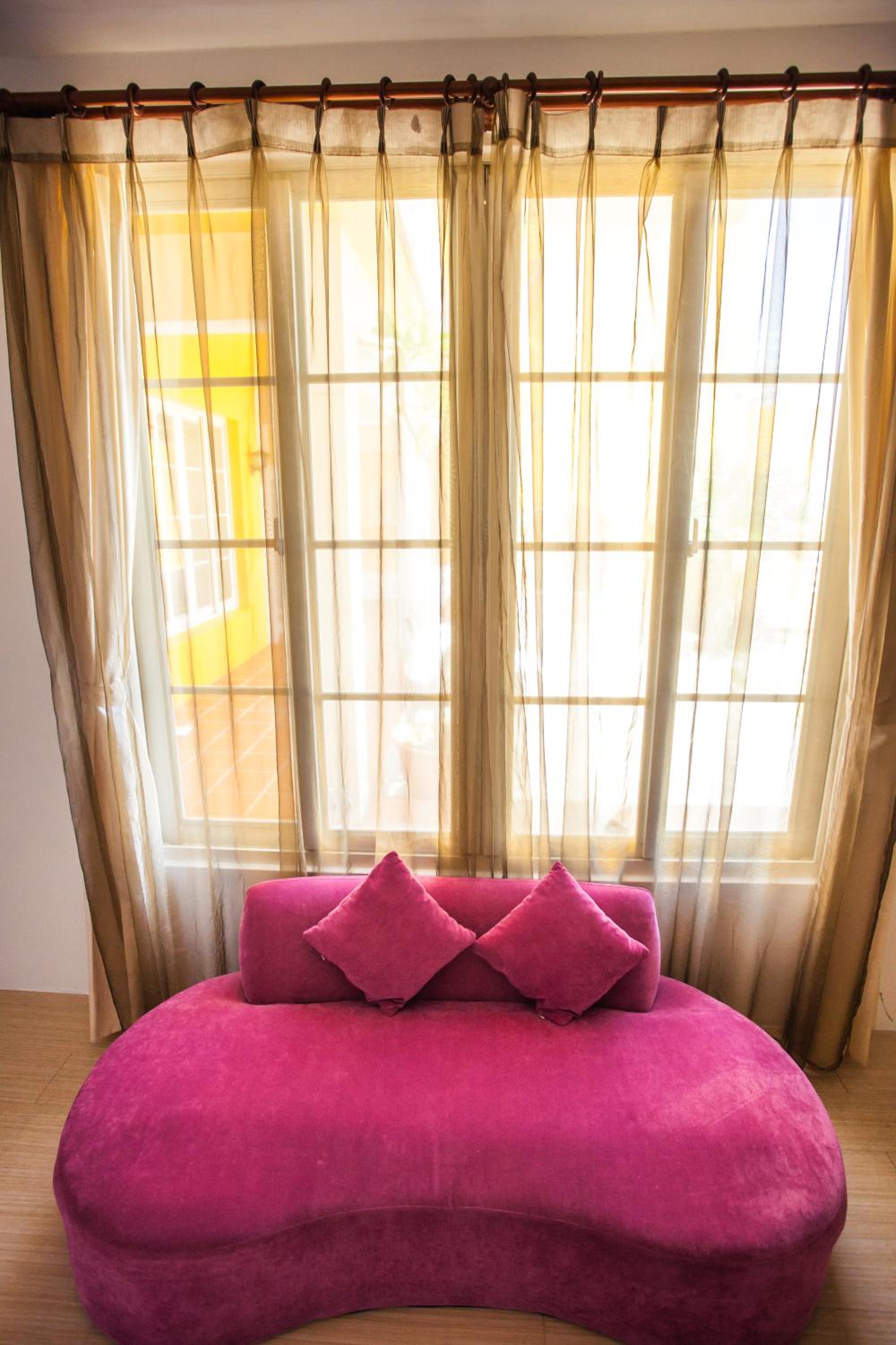Pink Candy Family Room First Floor - Photo 10
