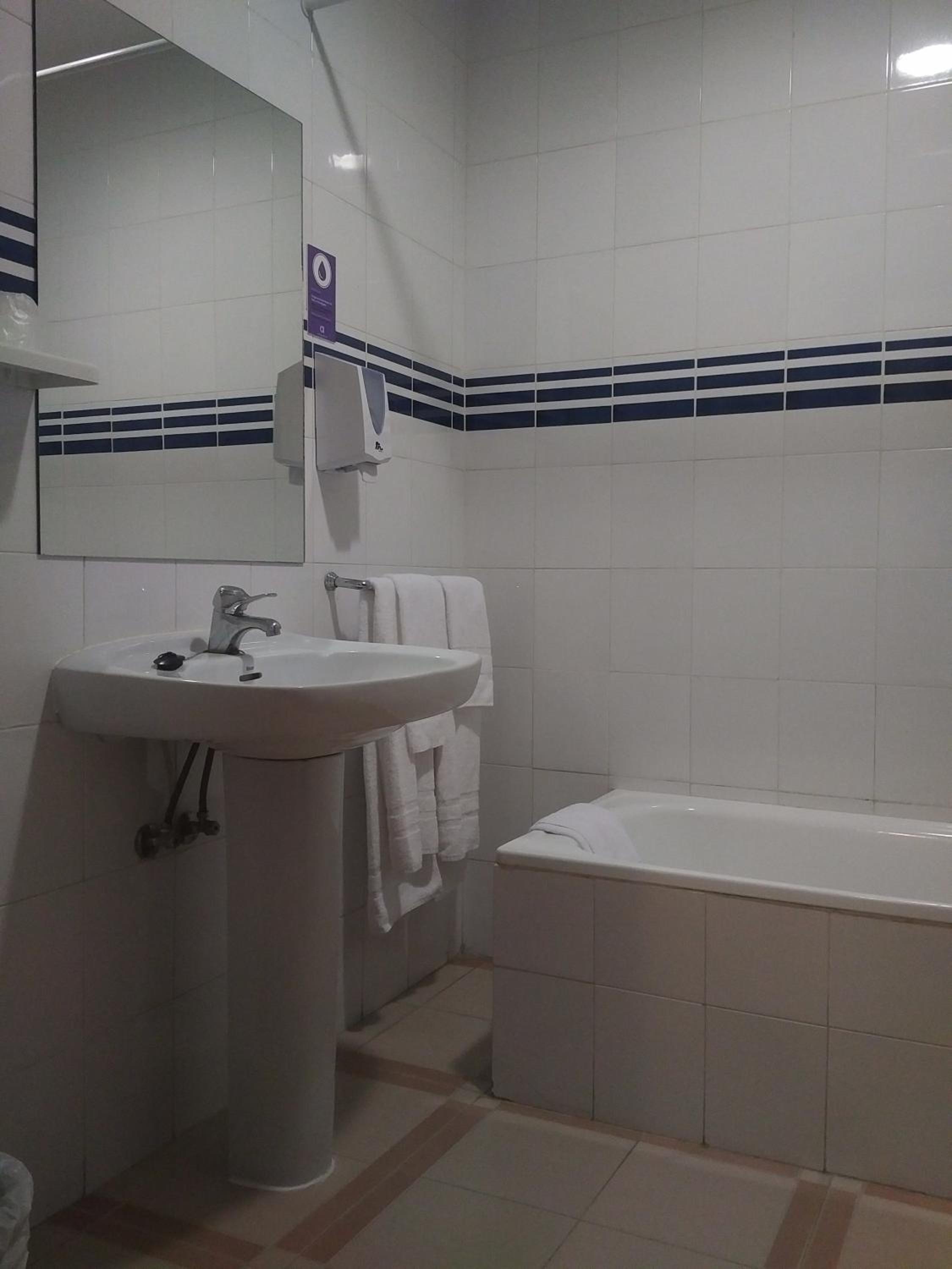 Standard Single Room photo 2