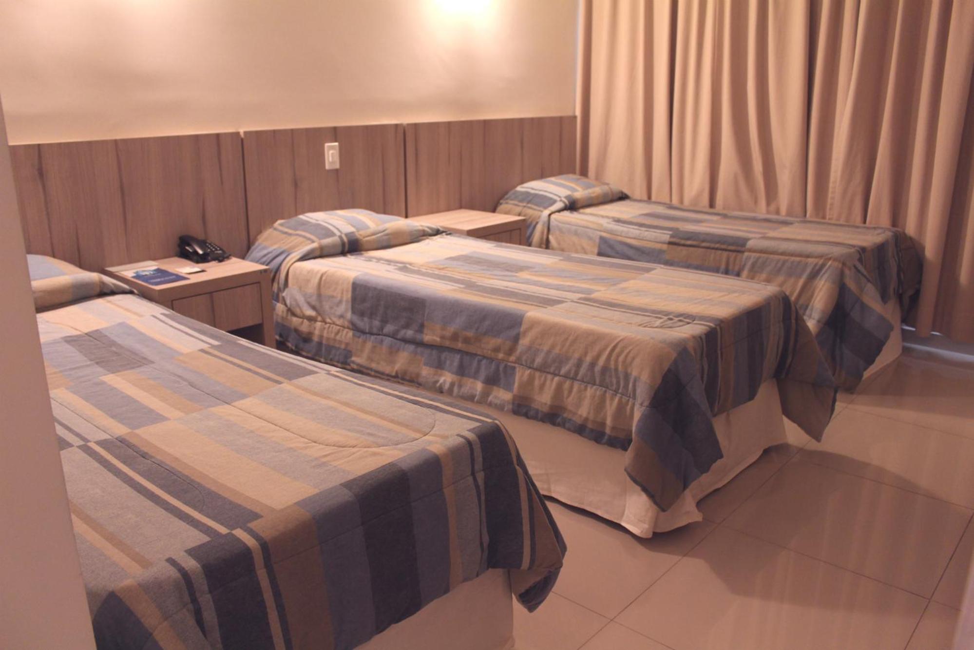 Deluxe Triple Room with 3 Single beds