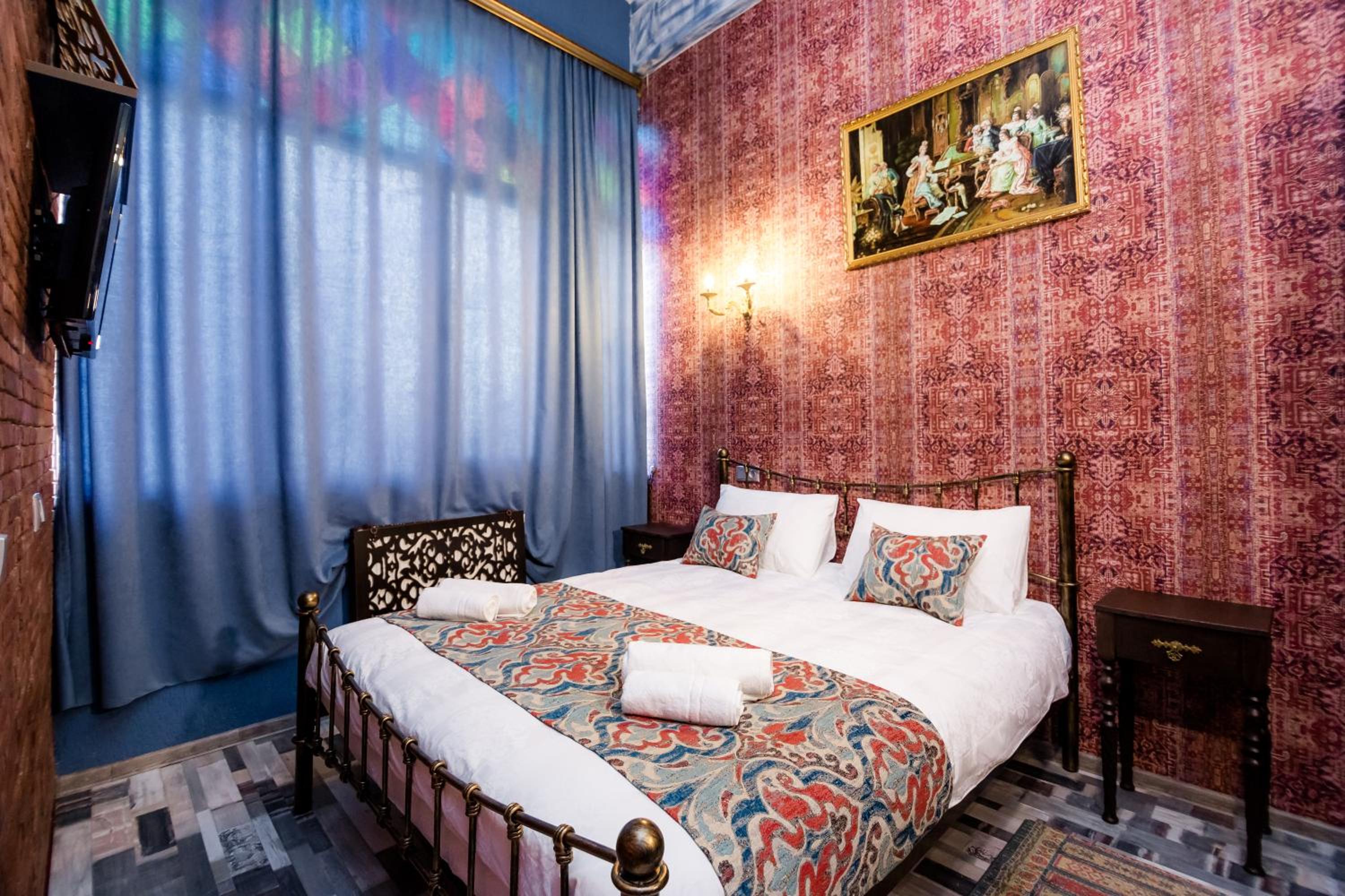 Deluxe Double Room (2 Adults + 1 Child) photo 1