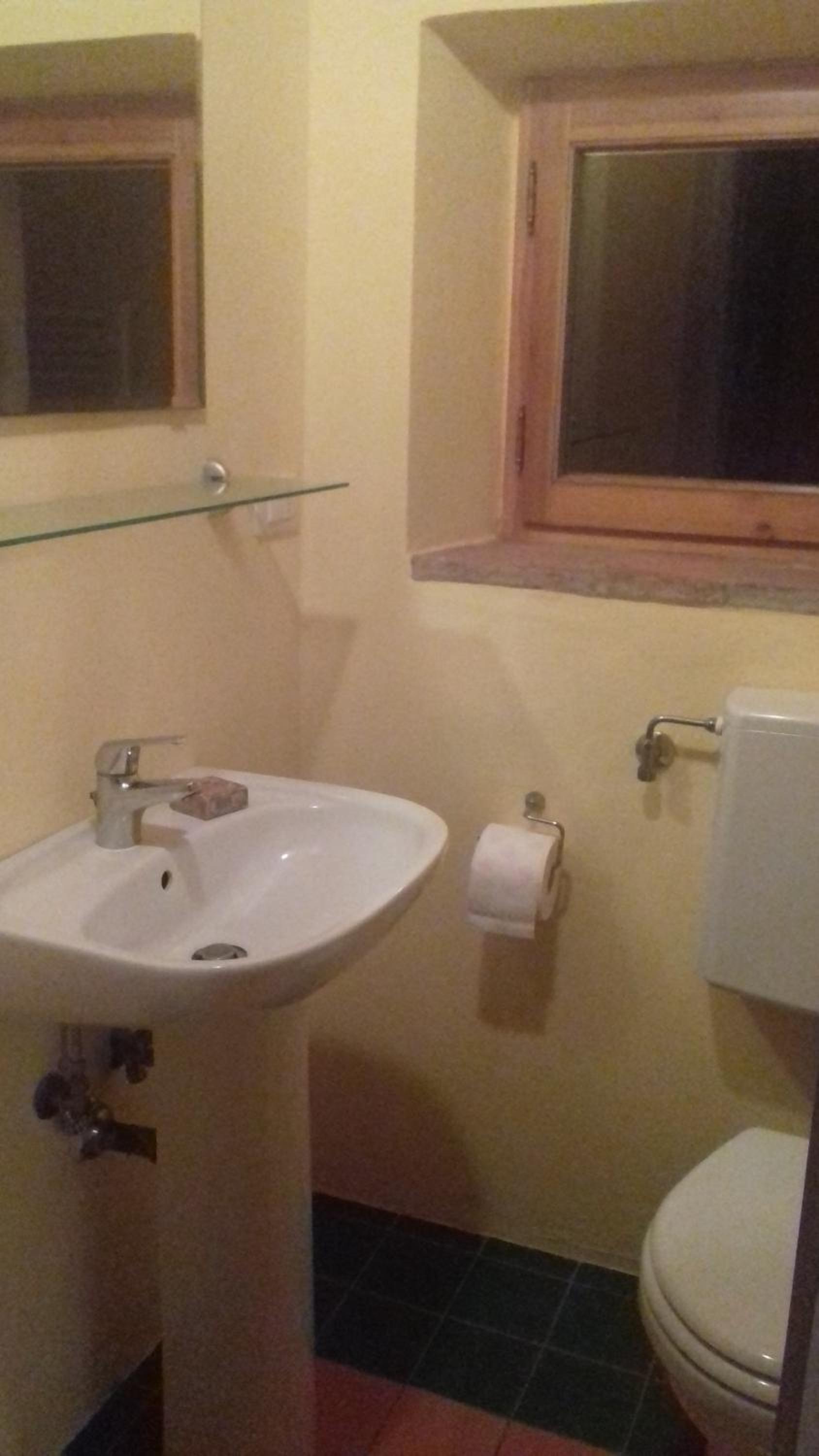Double Room with Private Bathroom photo 3