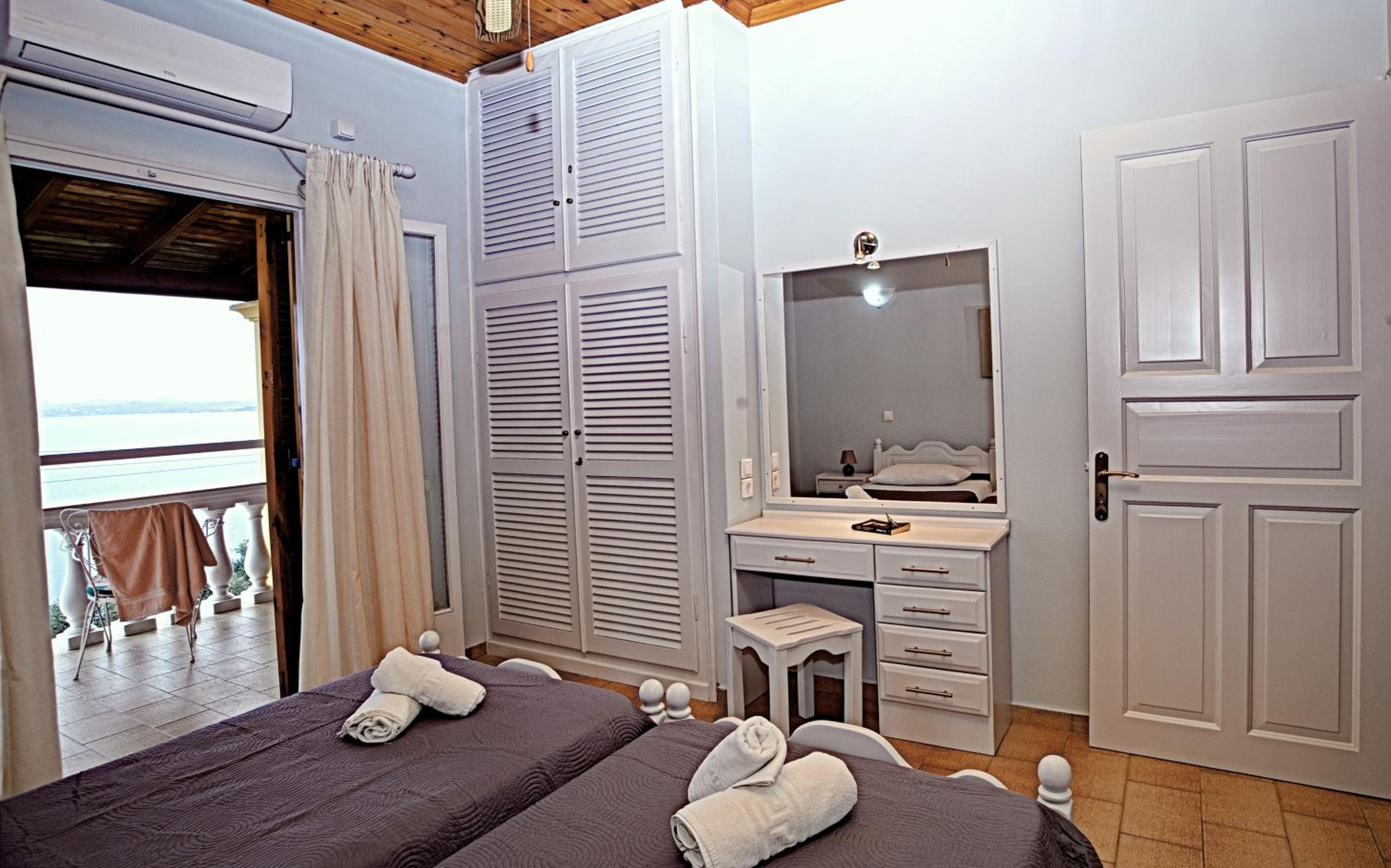 Two-Bedroom Apartment Upper Floor photo 3