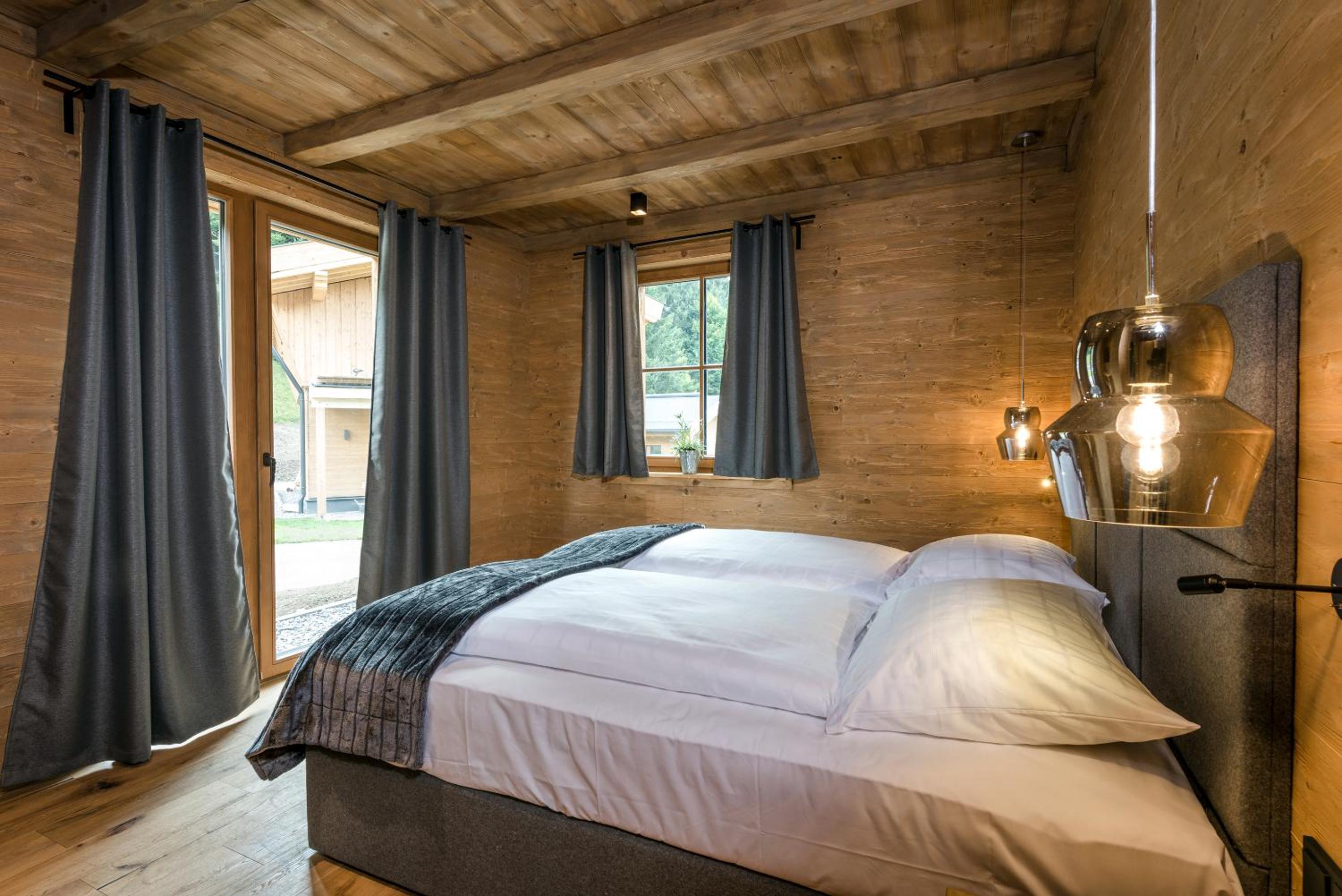 Three-Bedroom Chalet photo 1