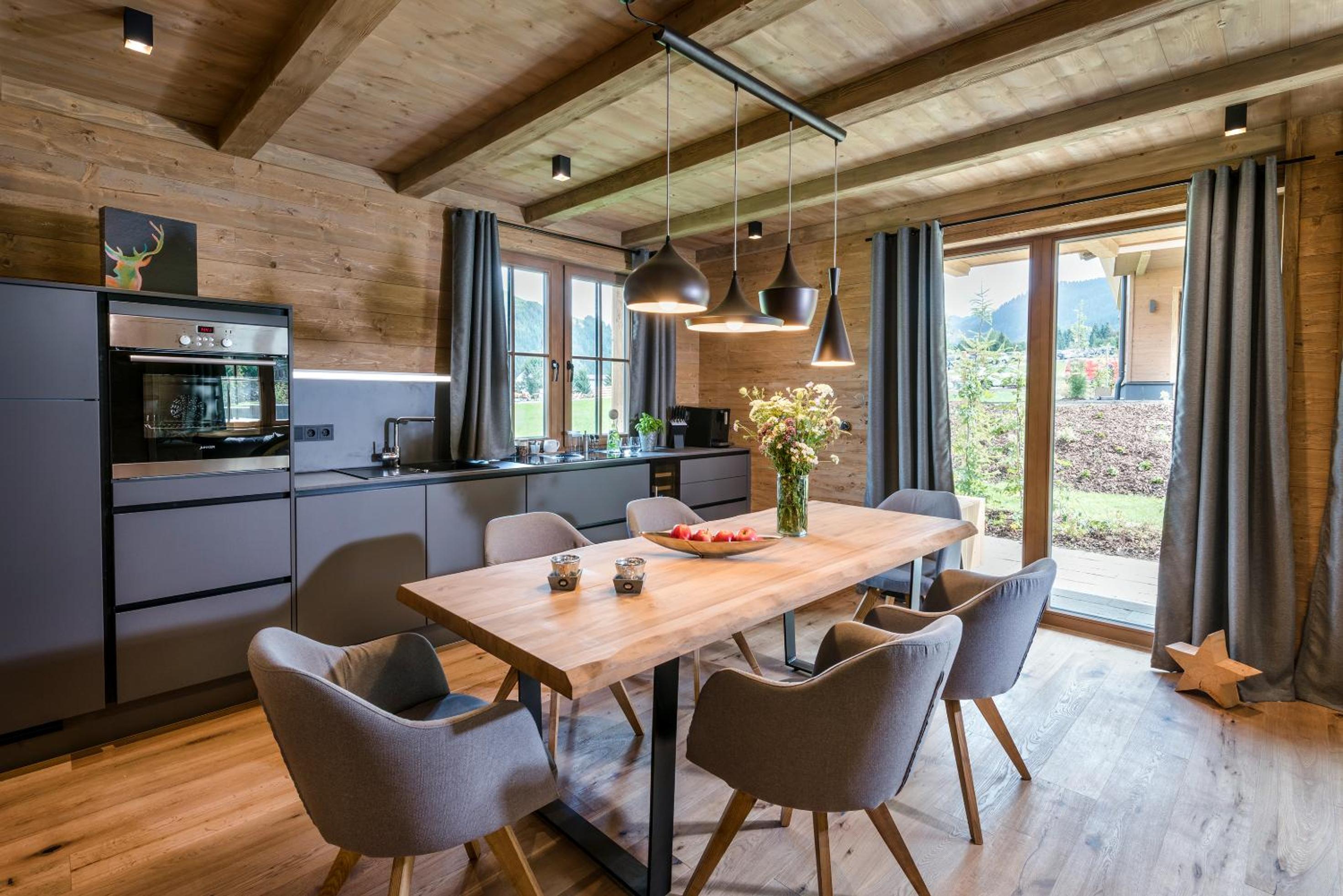 Three-Bedroom Chalet photo 2