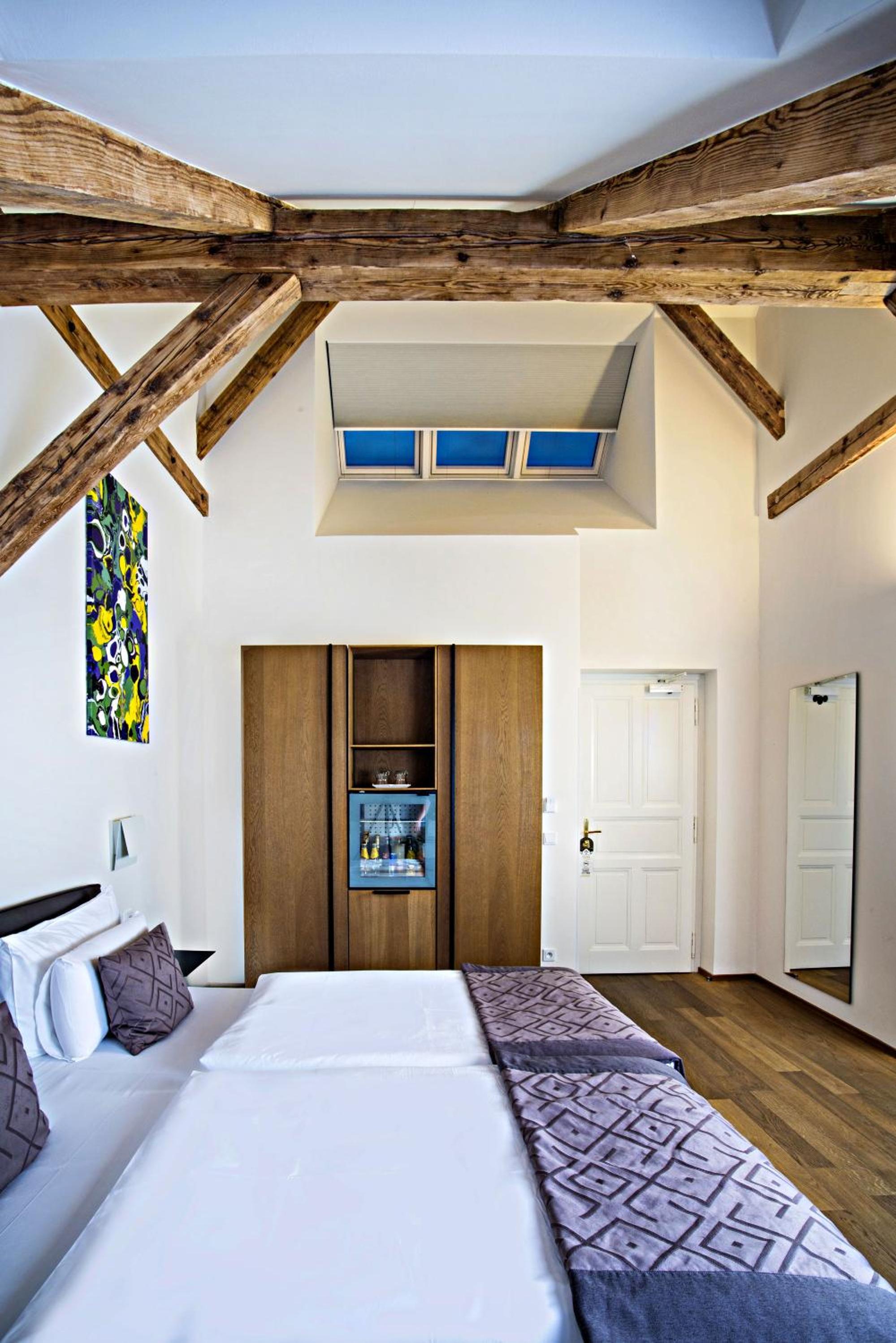 Attic Superior Double or Twin Room thumbnail 6