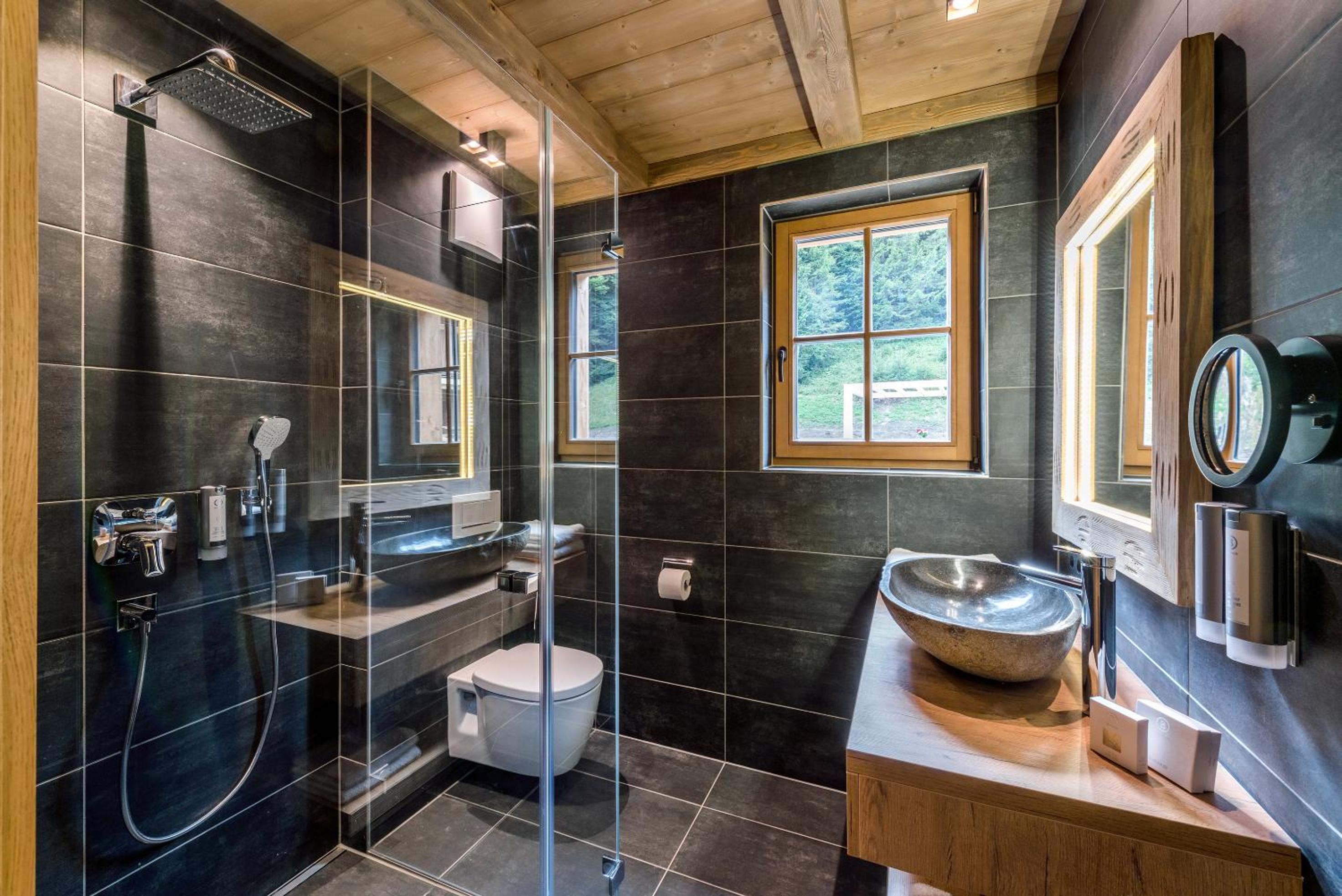 Three-Bedroom Chalet photo 3