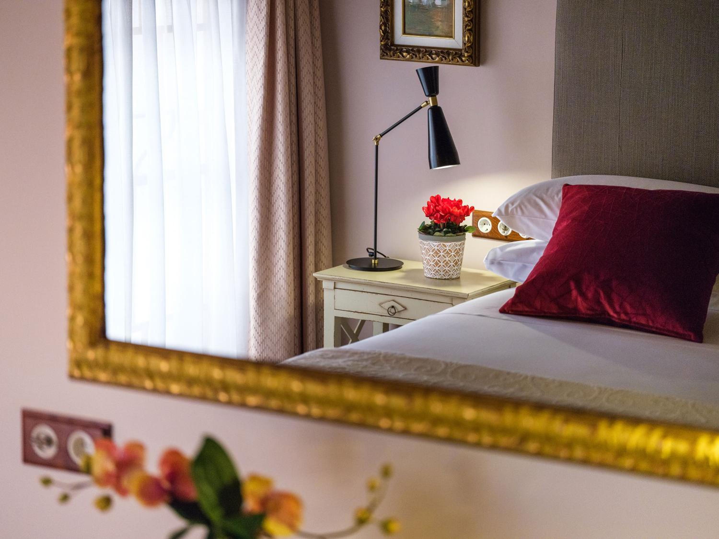 Deluxe Room with spa access