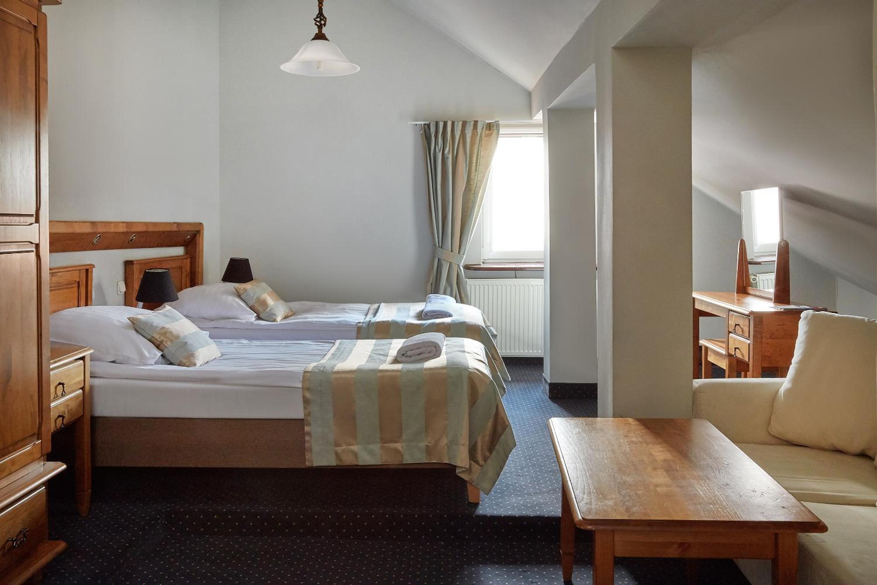 Double Room - Photo 2