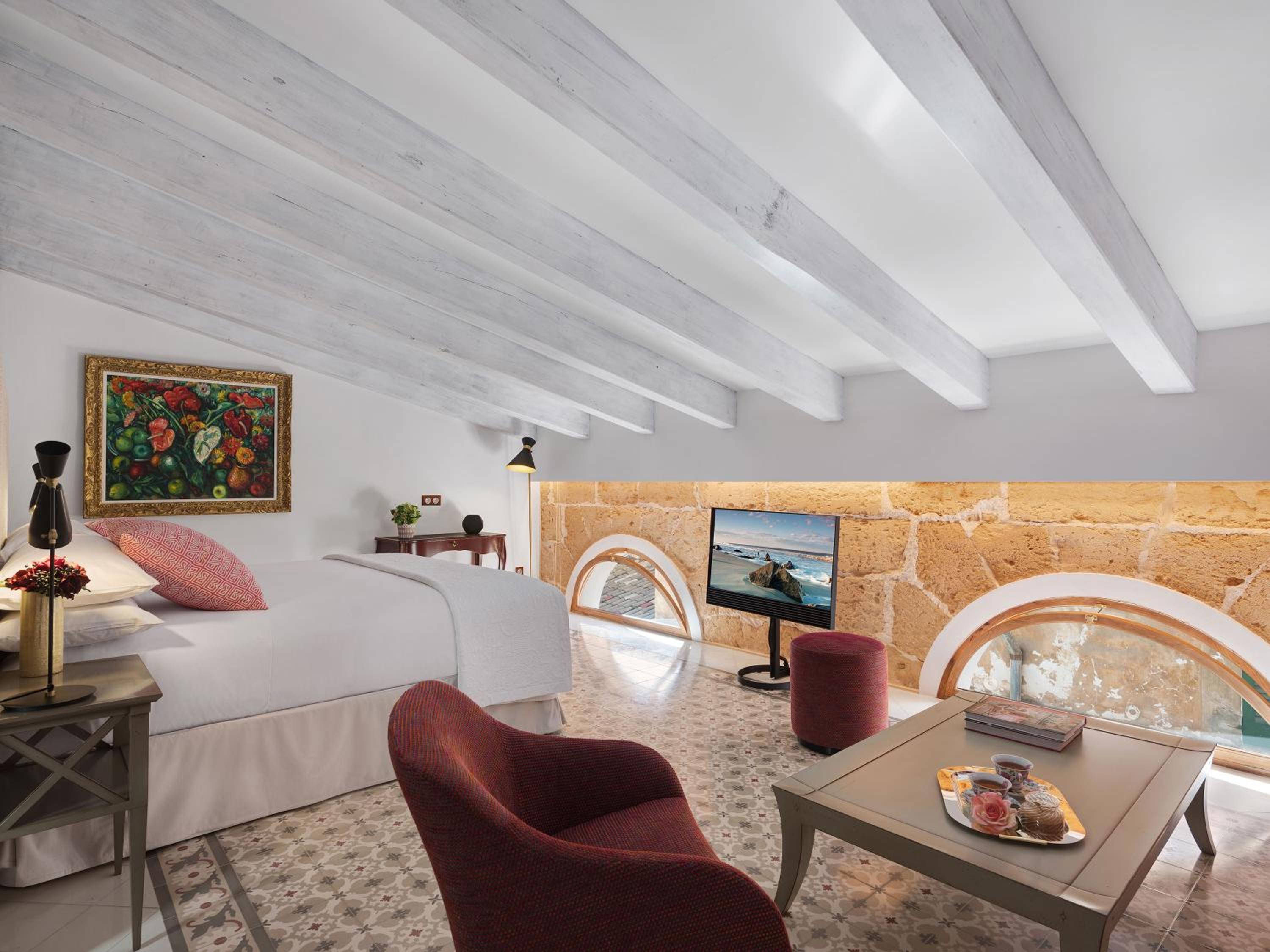 Junior Suite with Spa Access
