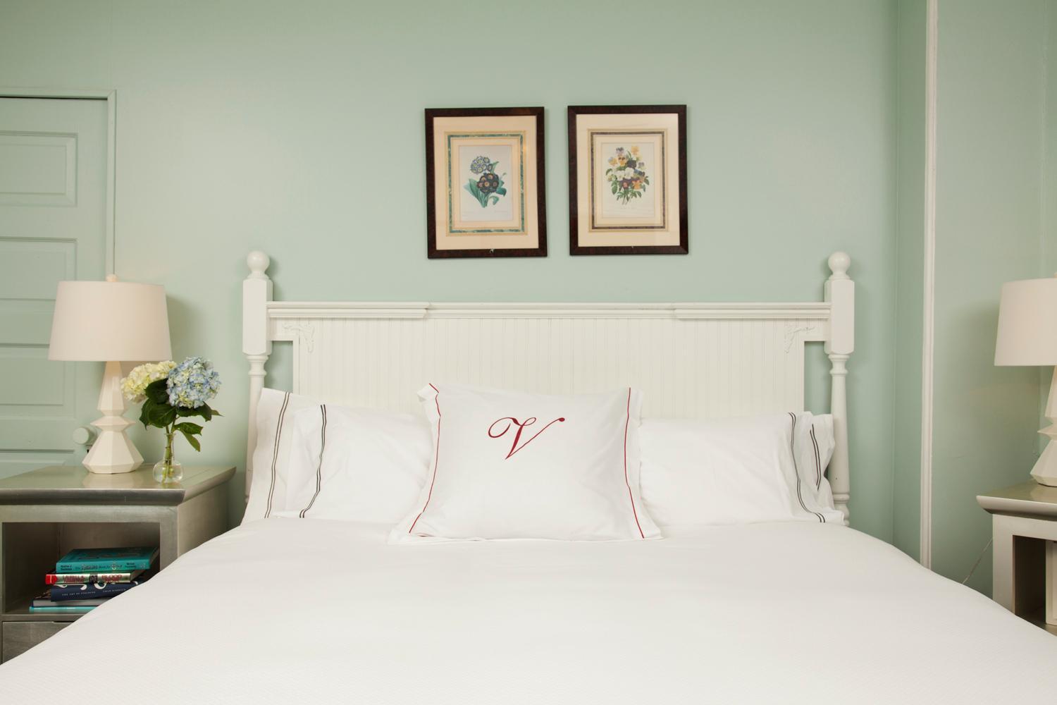 Cottage Queen Room