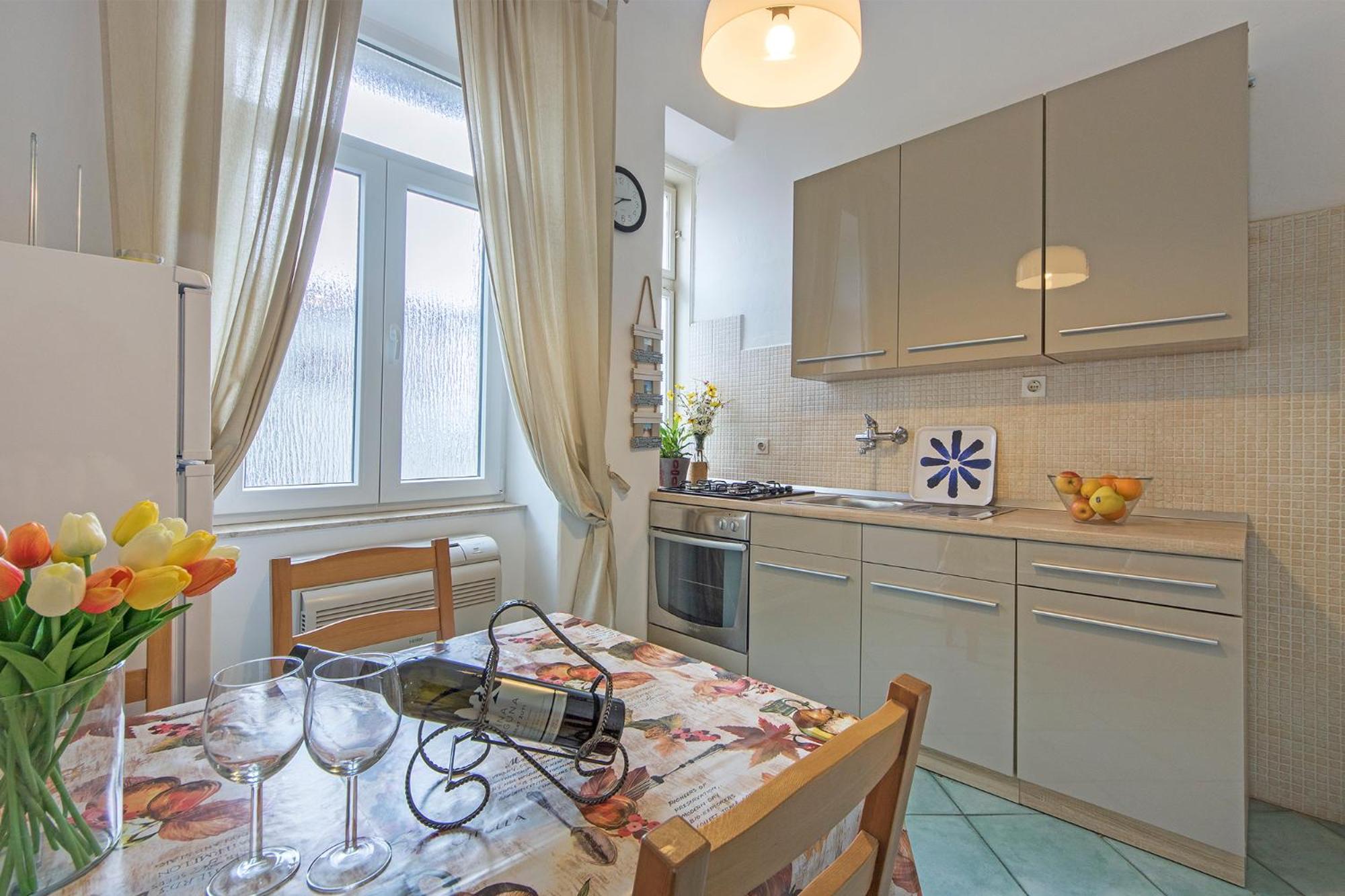 Two-Bedroom Apartment - Photo 16