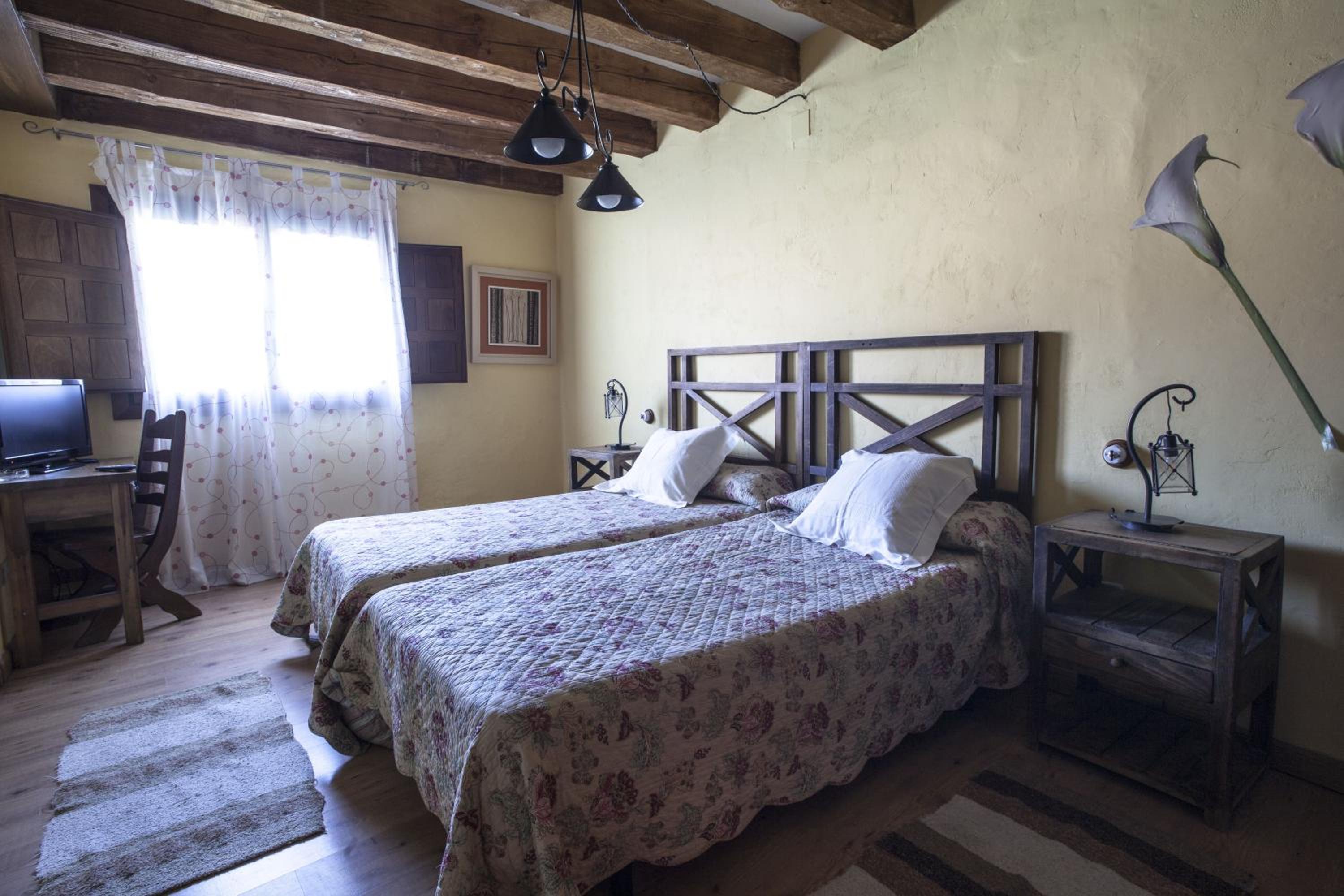 Habitación Estándar con Dos Camas Individuales