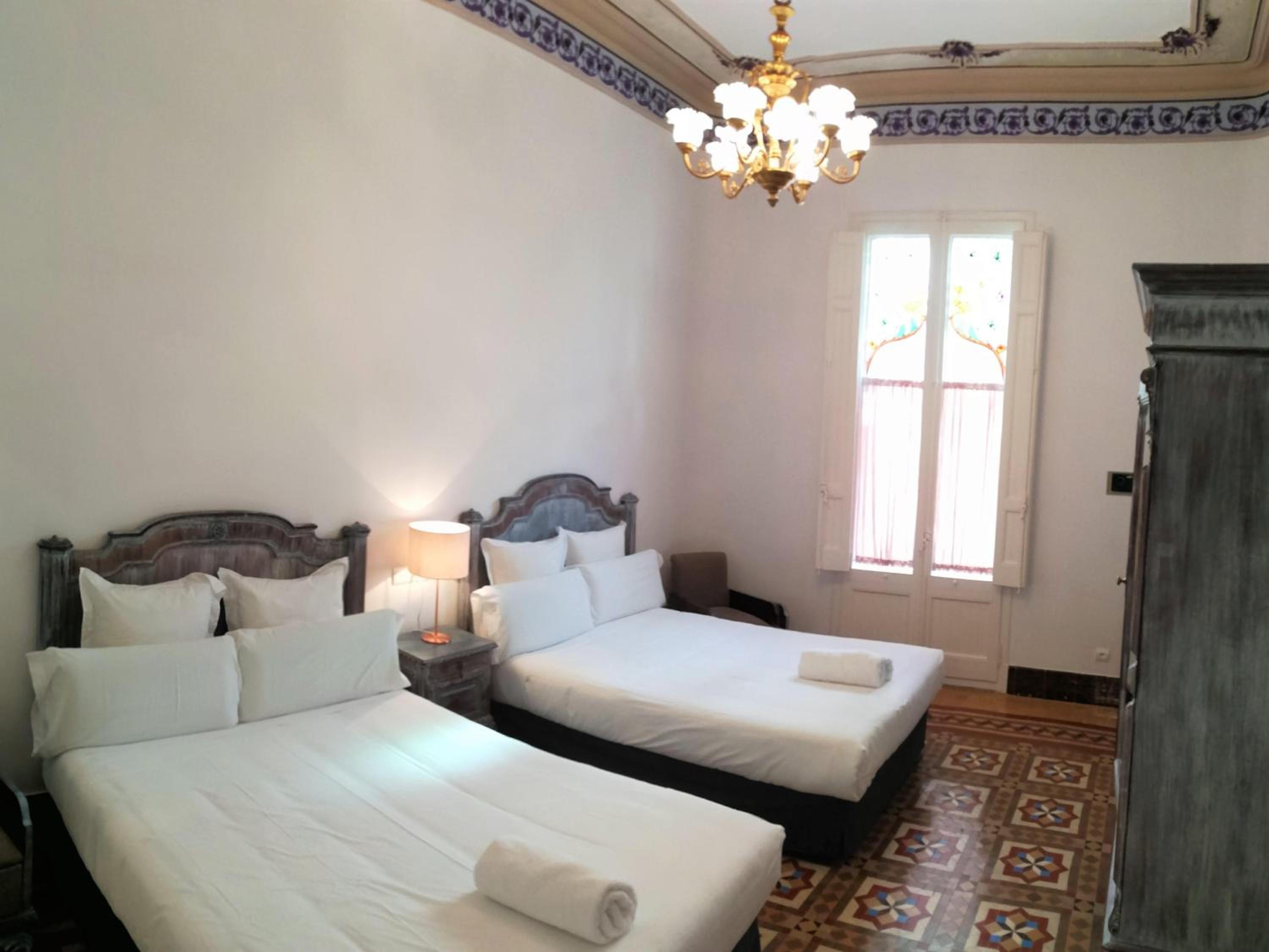 Double or Twin Room - Photo 5