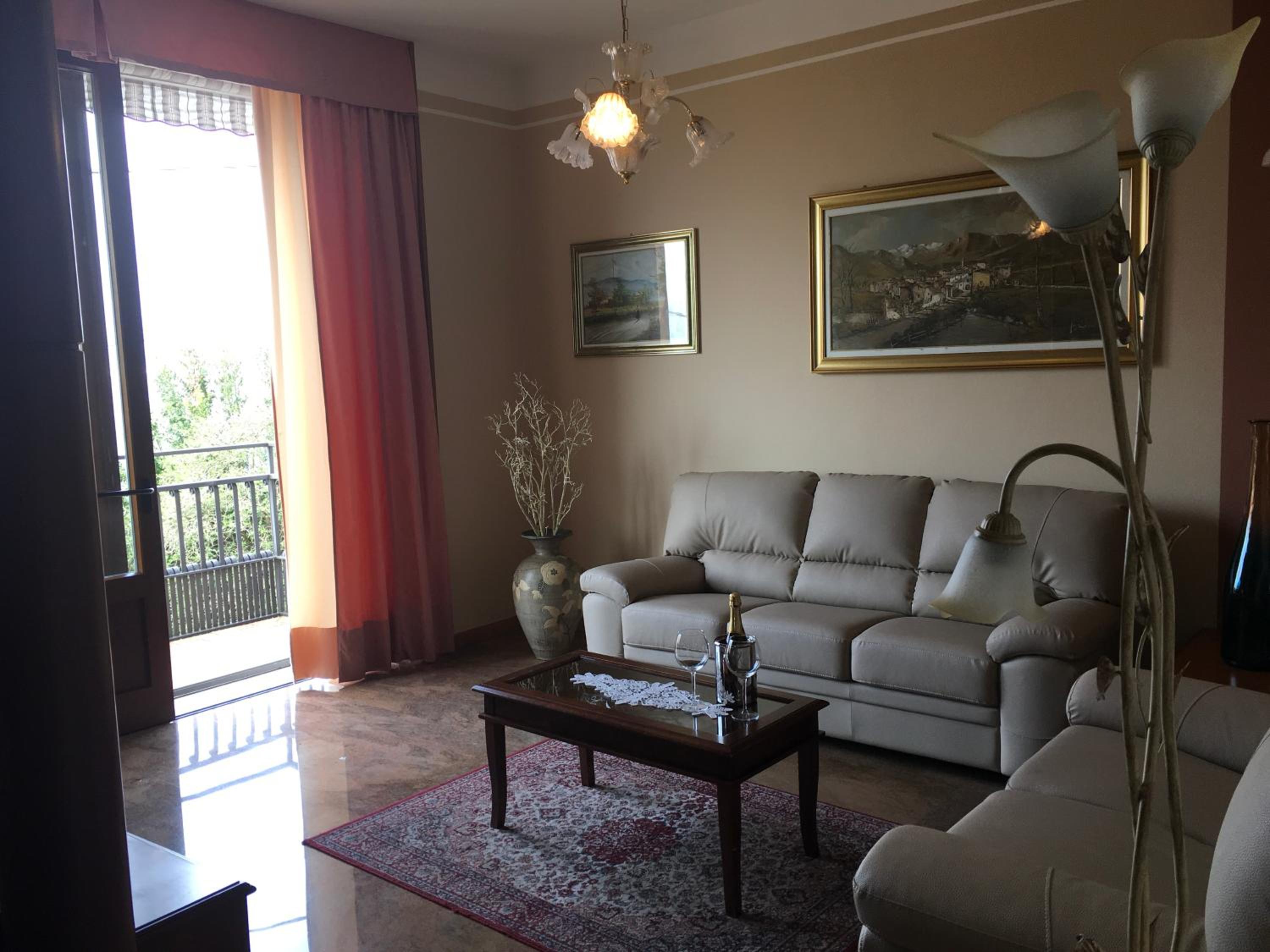 4-Bedroom Holiday Home photo 1