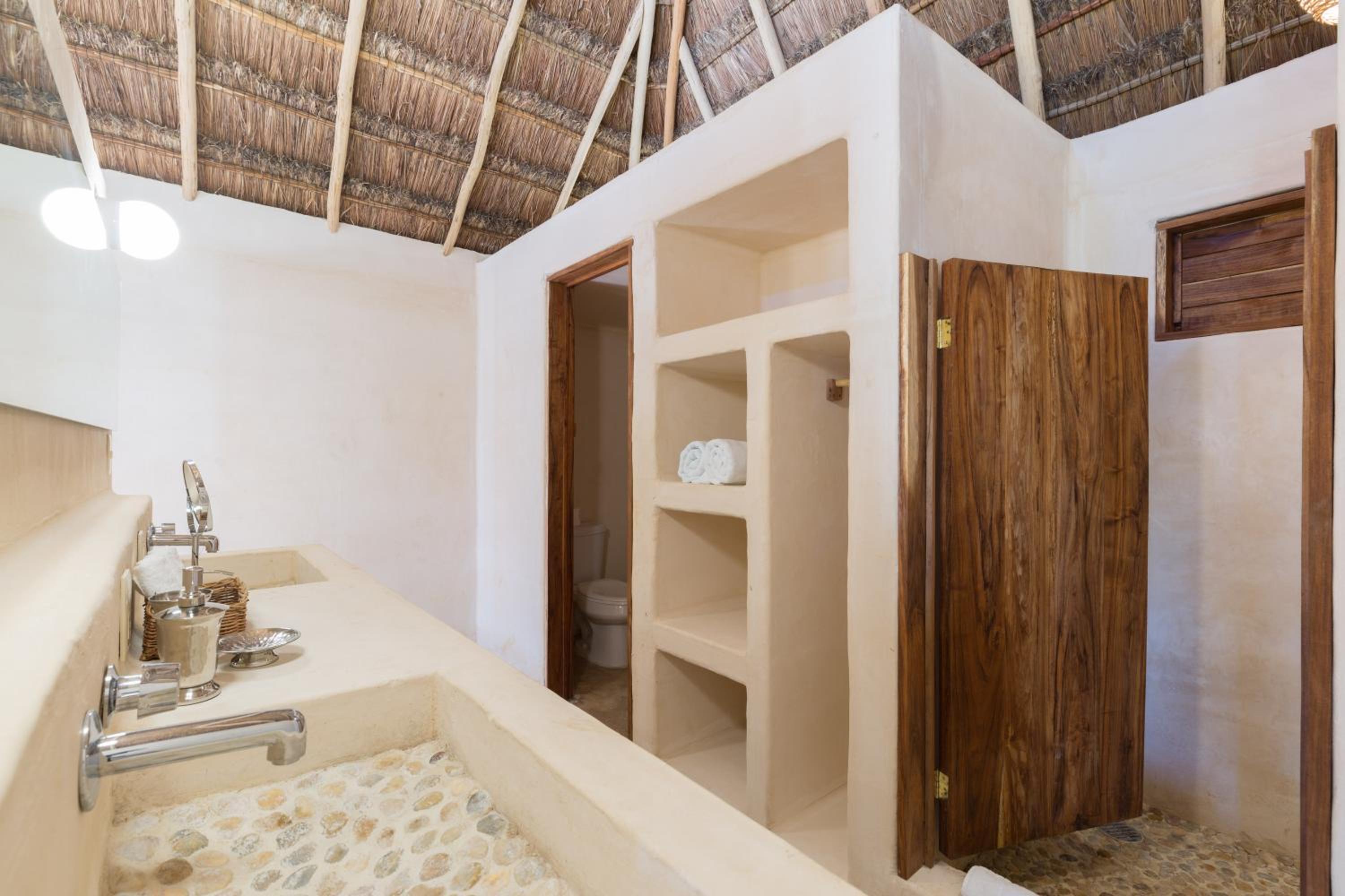 Quadruple Bungalow With Mini Pool  - Photo 5