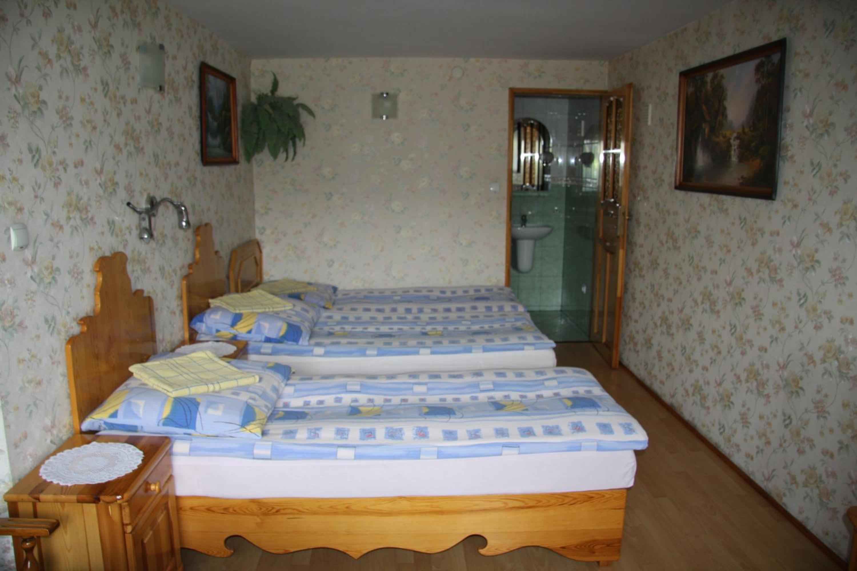 Triple Room - Photo 1