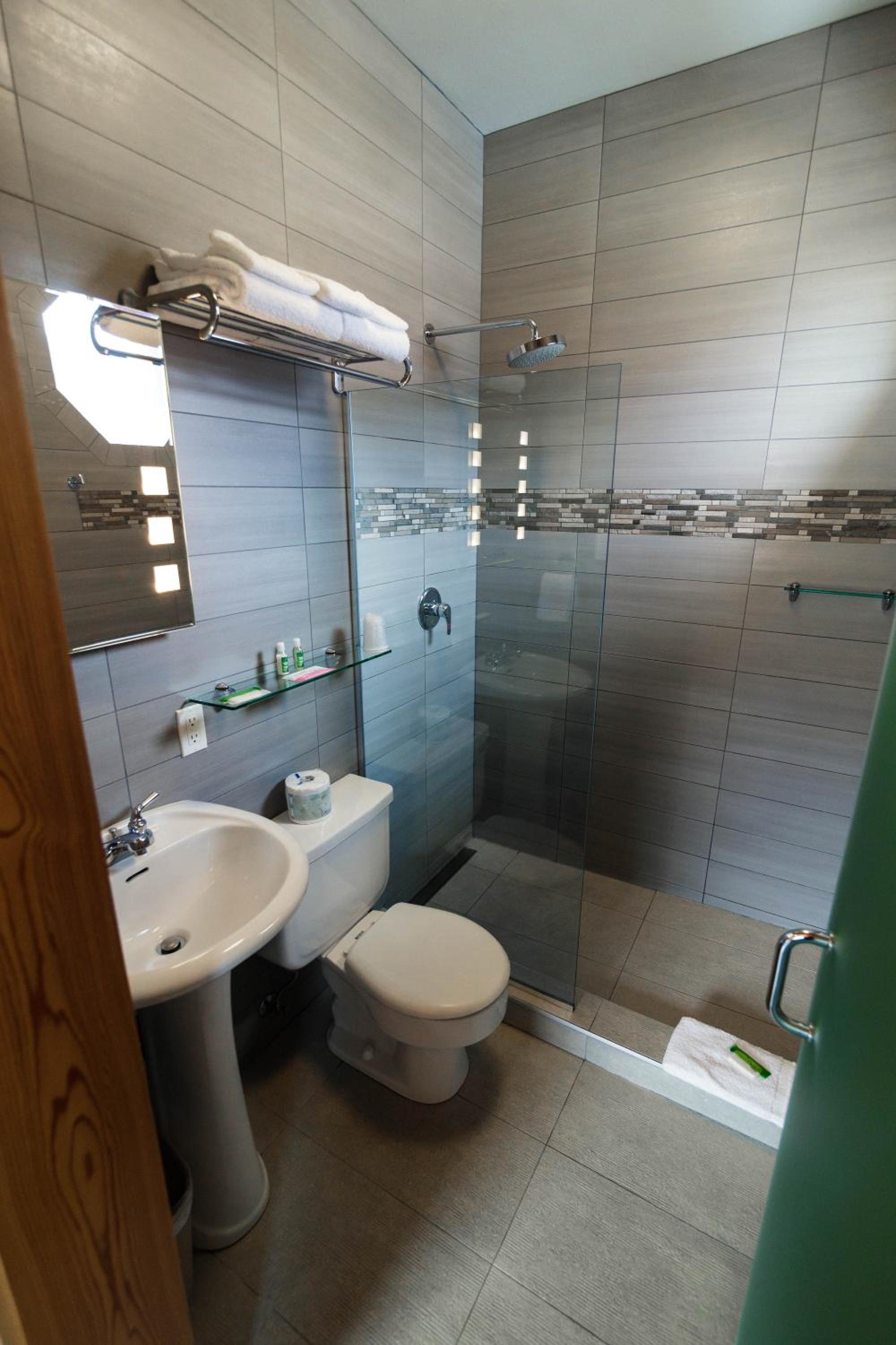 Deluxe King Room photo 2