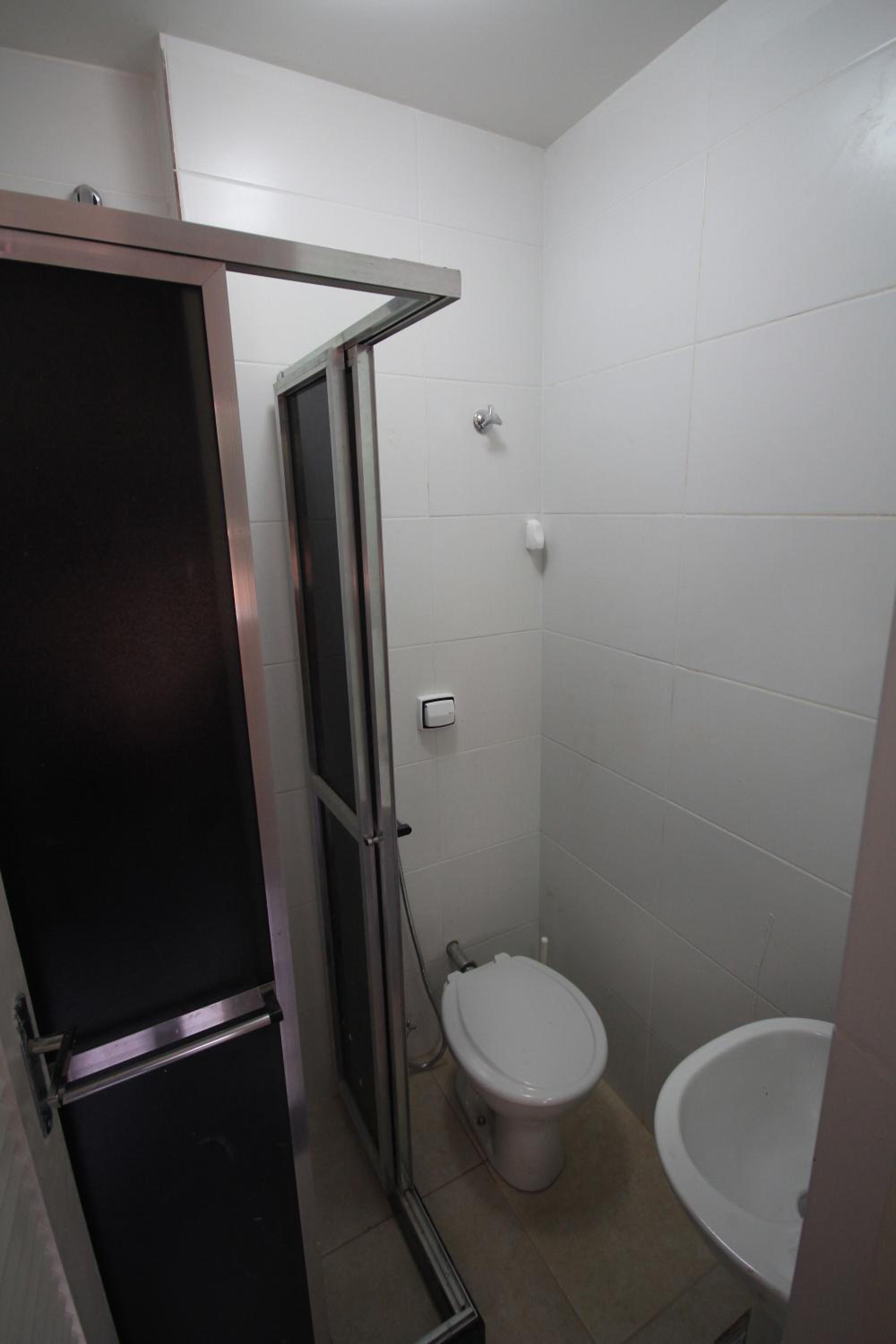 Comfort Double or Twin Room with Private Bathroom - Photo 2
