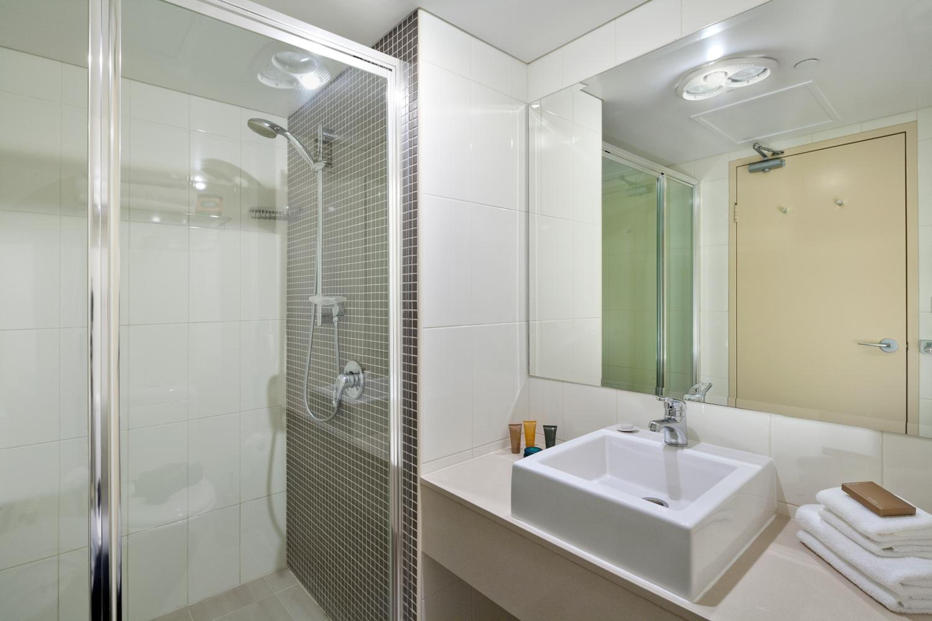 Deluxe Room, 1 King Bed