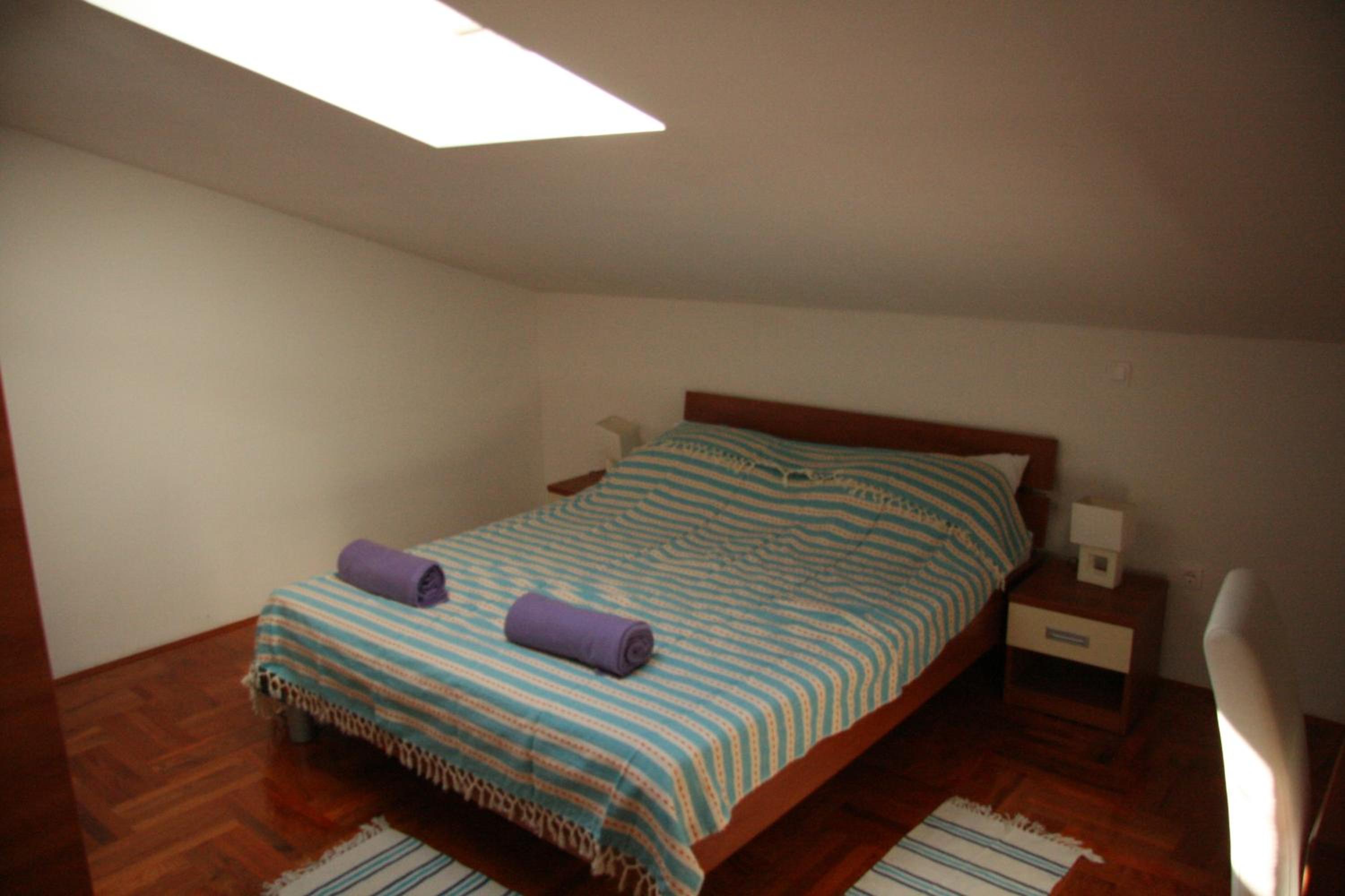Ein-Zimmer-Apartment mit Balkon und Meerblick