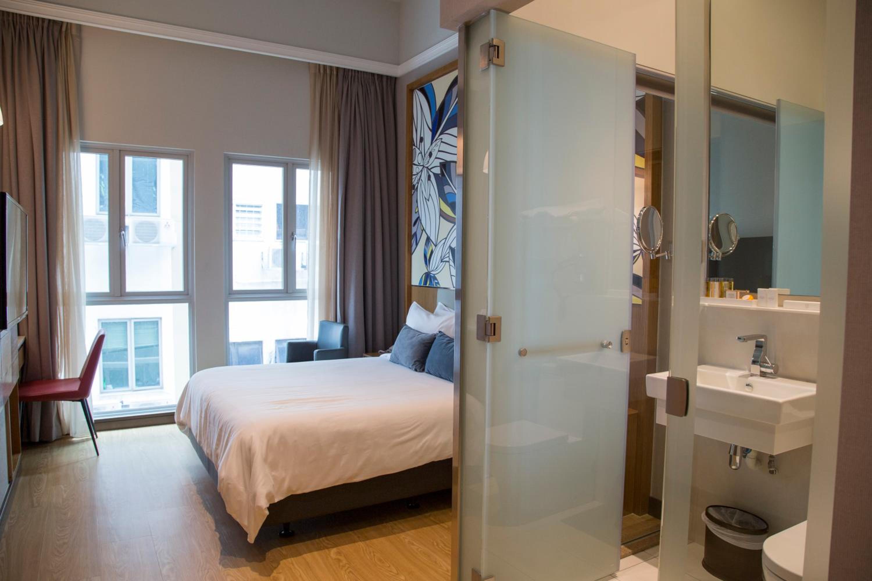 Deluxe Double Room photo 3