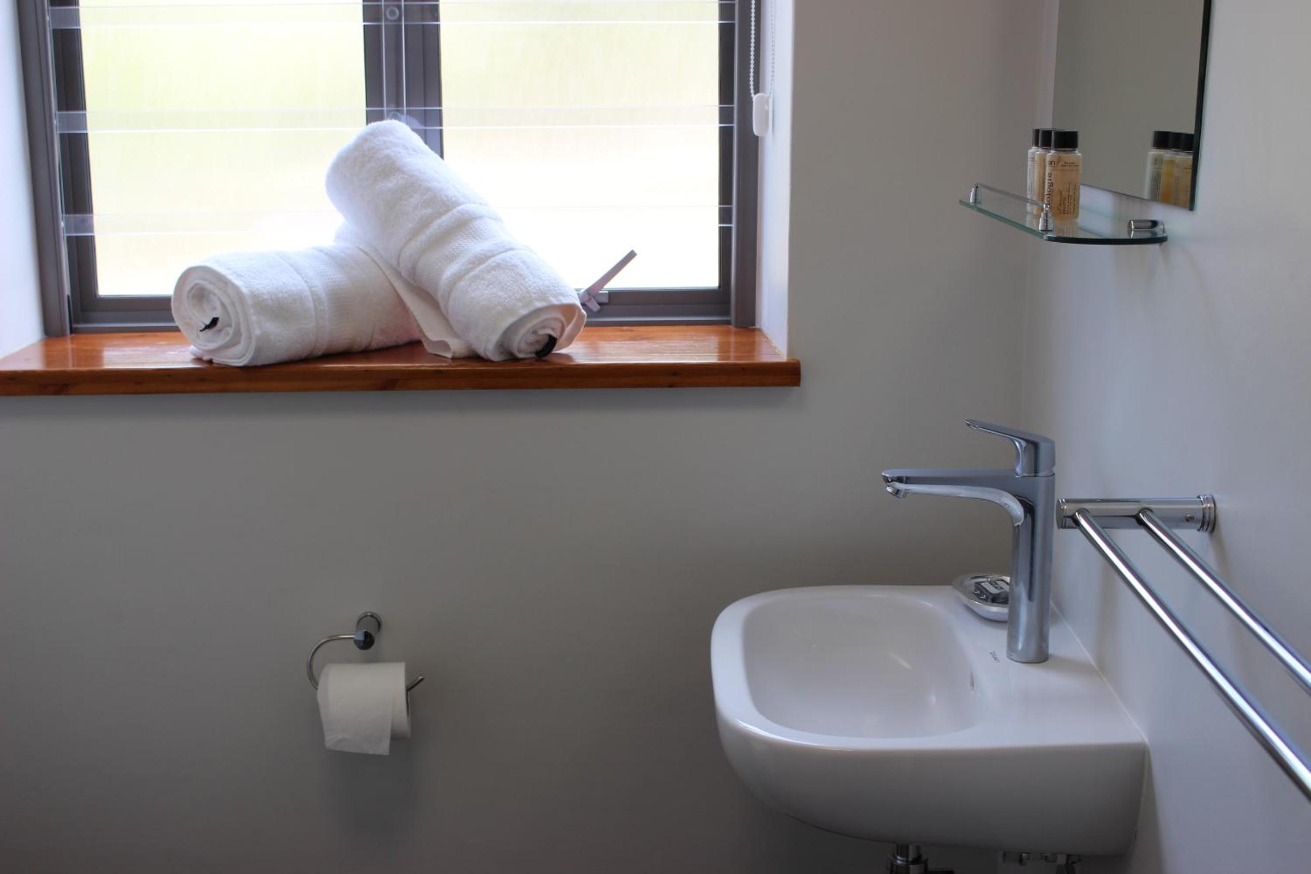 Studio Apartment - Photo 16