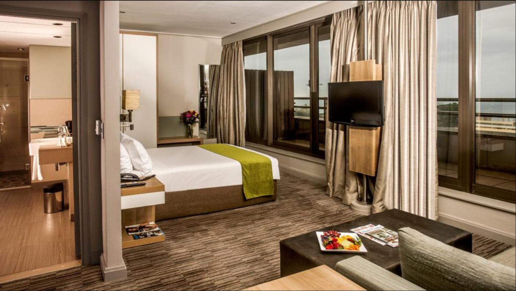 Suite 1 Queen Bed Non Smoking photo 2