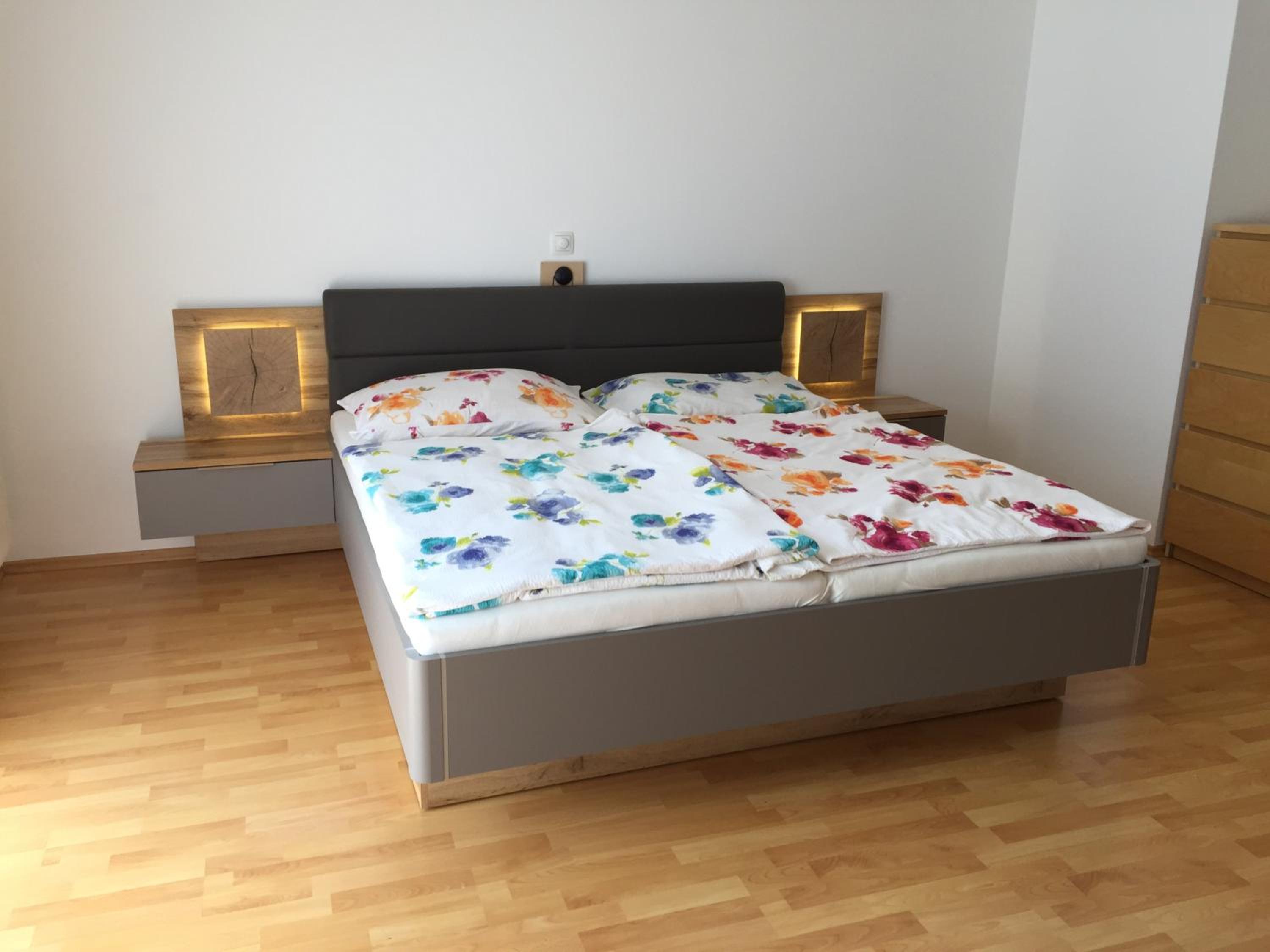 Apartment photo 1