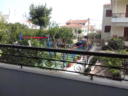 Studio Apartment - Photo 8