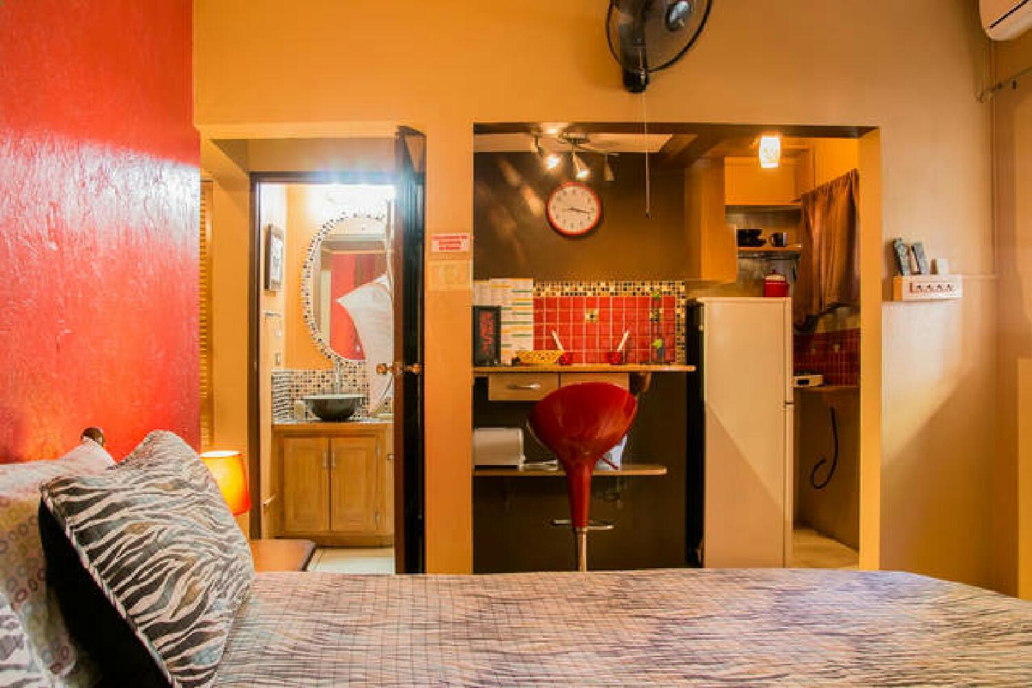Studio Apartment photo 1