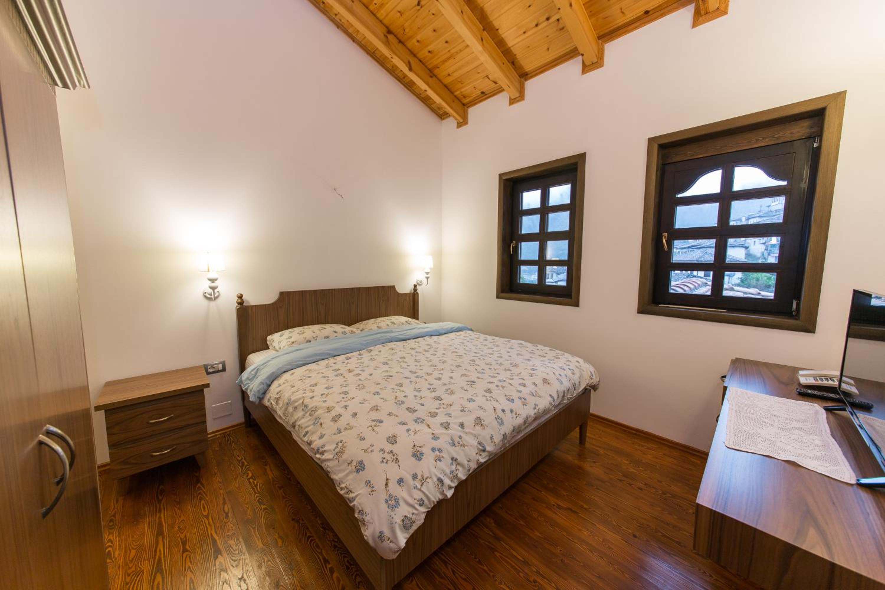Double Room photo 3