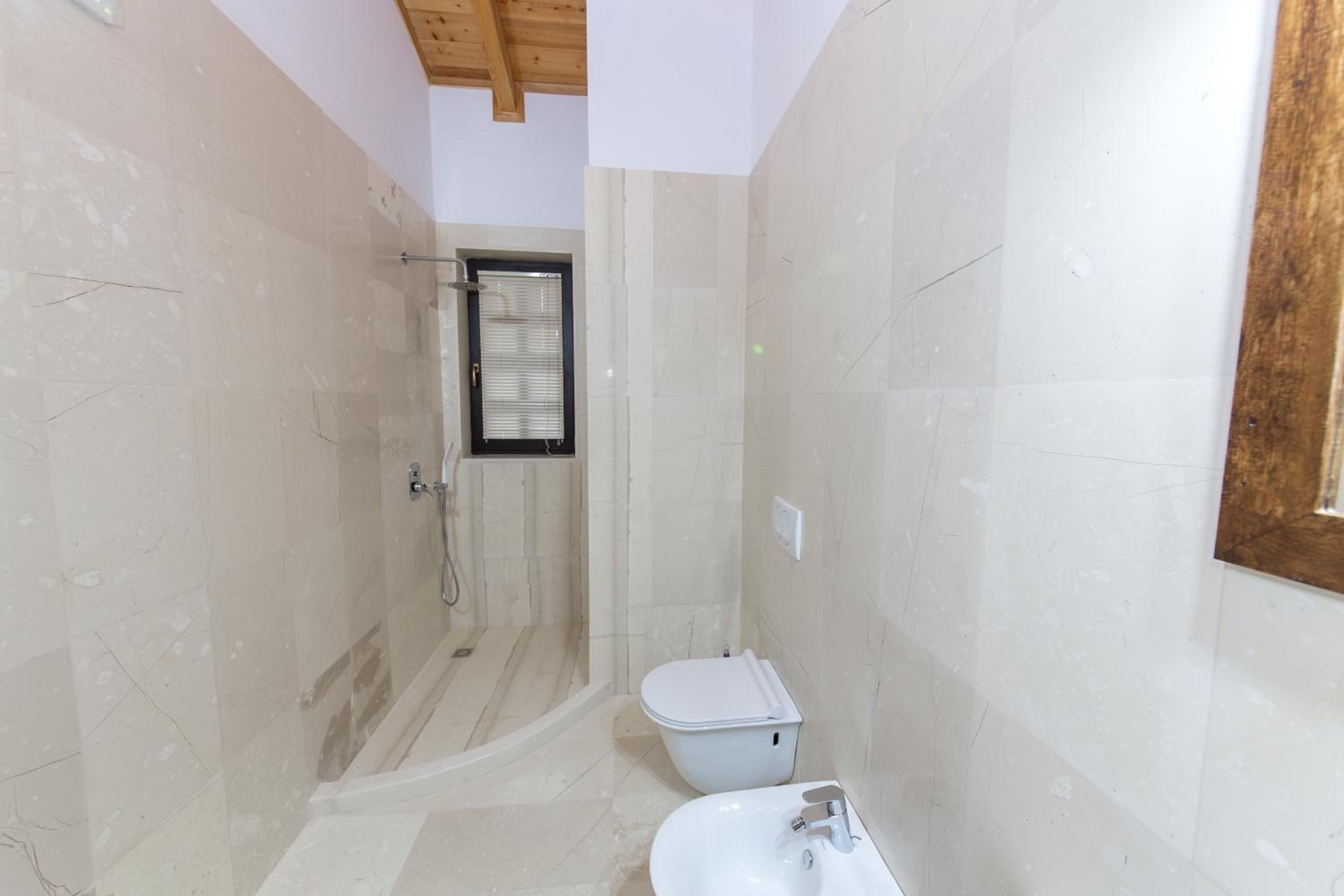 Triple Room - No City View