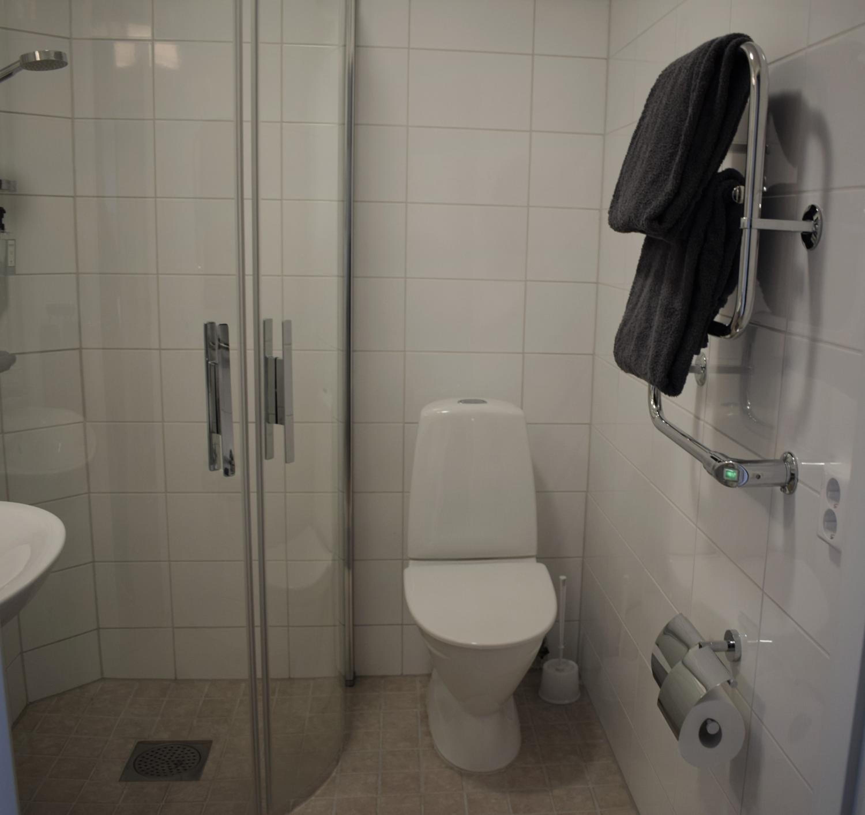 Standard Single Room - Photo 4