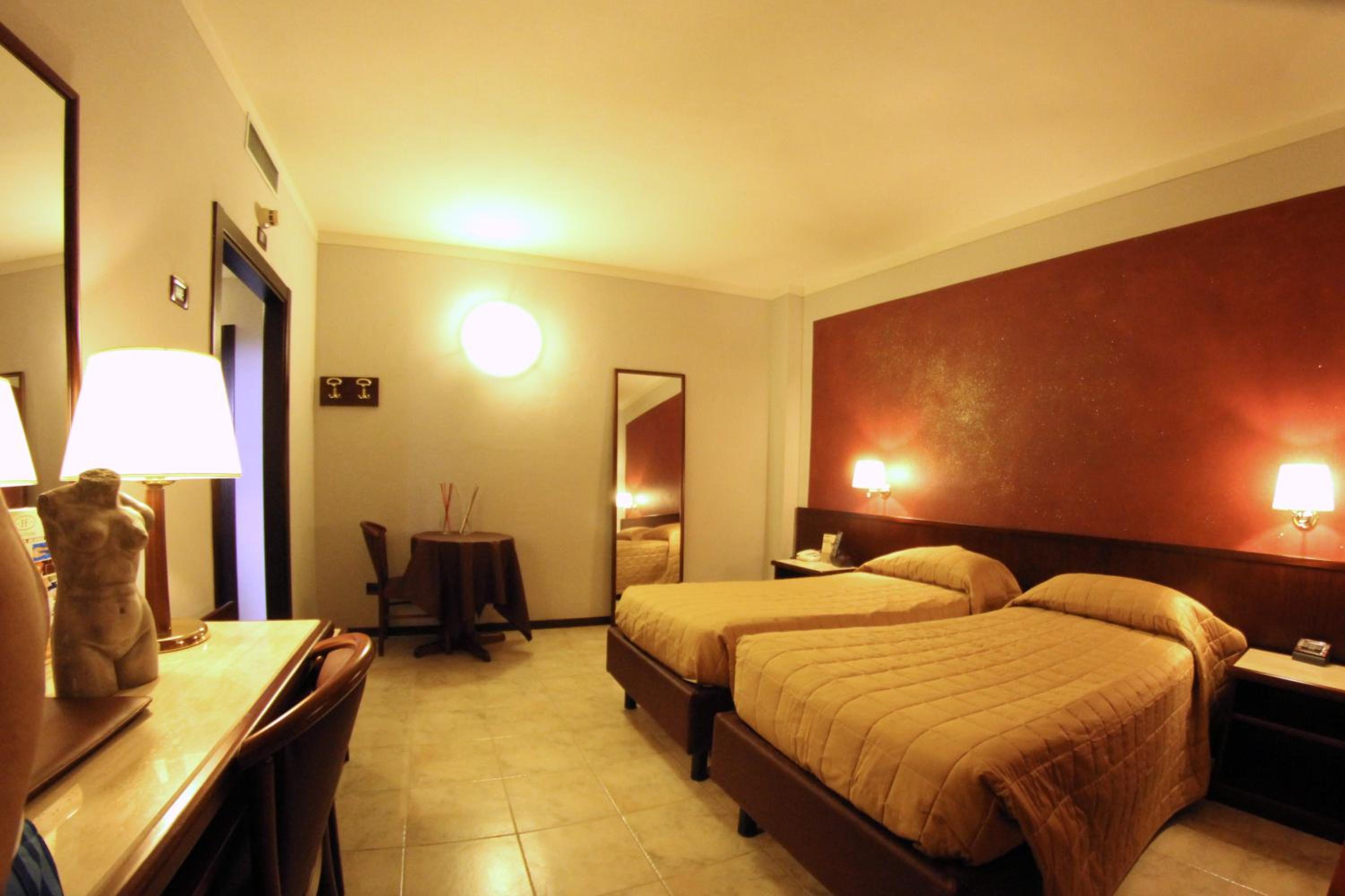 Double or Twin Room photo 1